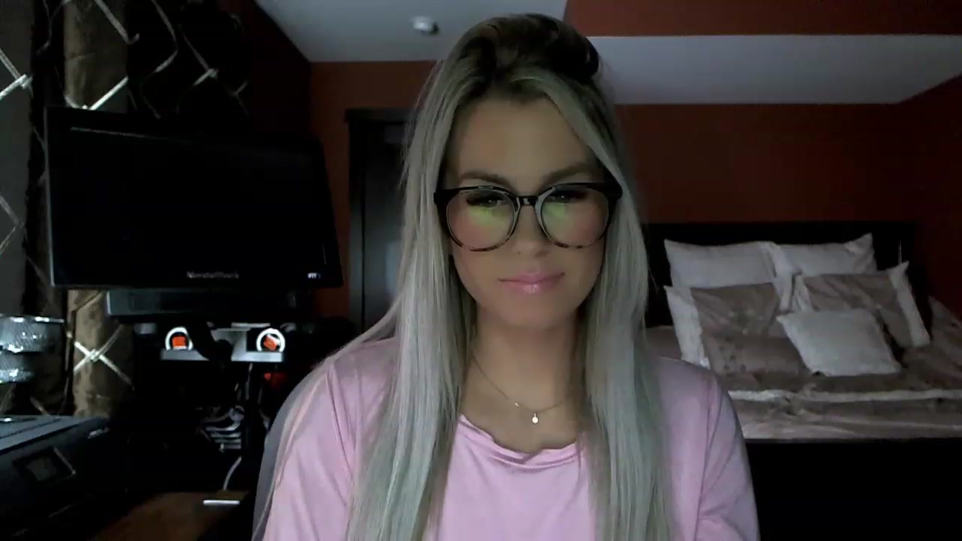 Gallery image thumbnail from Cora9's myfreecams stream on, 01/31/2023, 04:11 image 19 of 20