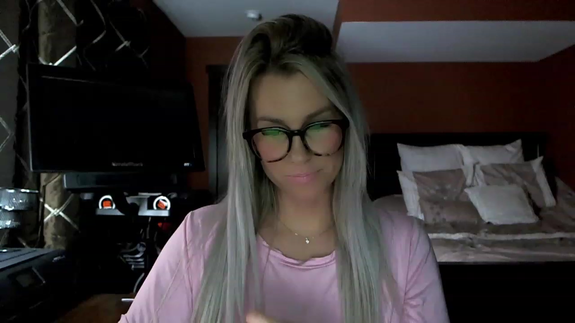 Gallery image thumbnail from Cora9's myfreecams stream on, 01/31/2023, 04:11 image 13 of 20