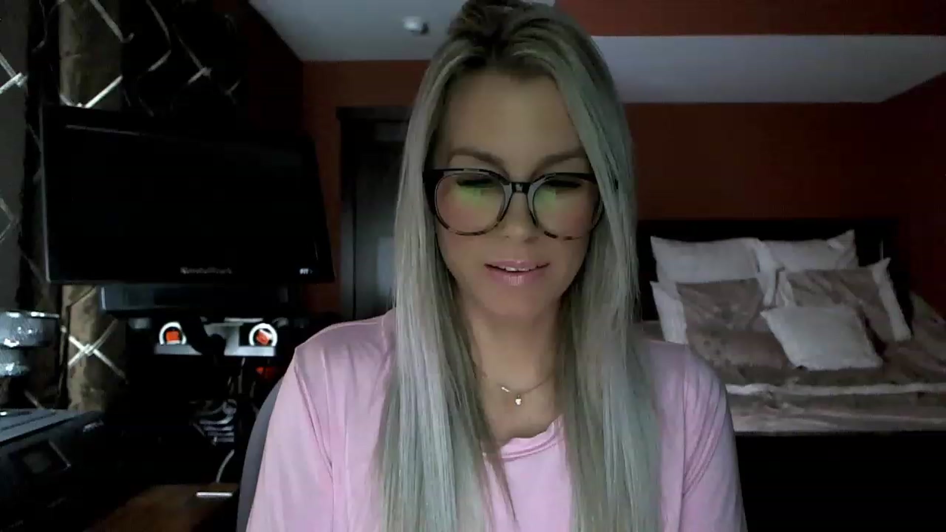 Gallery image thumbnail from Cora9's myfreecams stream on, 01/31/2023, 05:26 image 6 of 20