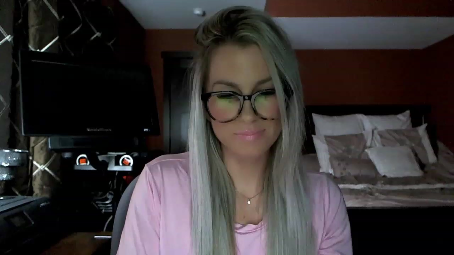 Gallery image thumbnail from Cora9's myfreecams stream on, 01/31/2023, 05:26 image 11 of 20