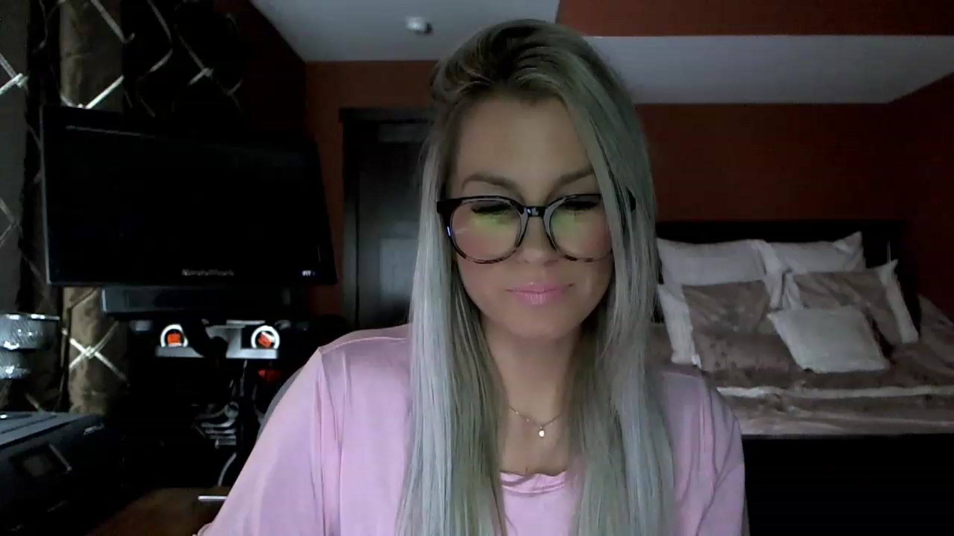 Gallery image thumbnail from Cora9's myfreecams stream on, 01/31/2023, 05:26 image 16 of 20