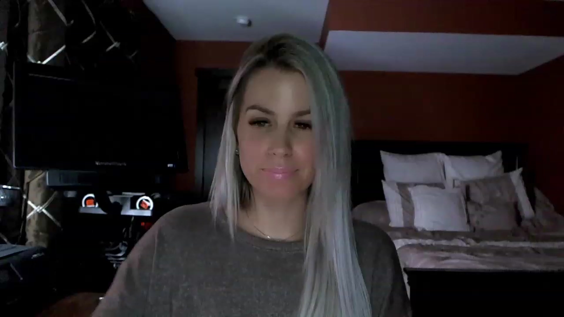 Gallery image thumbnail from Cora9's myfreecams stream on, 02/03/2023, 05:02 image 6 of 20