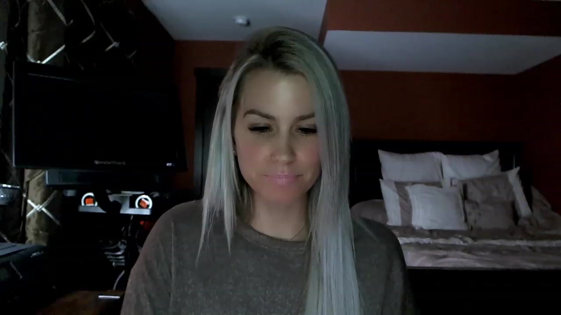 Gallery image thumbnail from Cora9's myfreecams stream on, 02/03/2023, 05:02 image 16 of 20