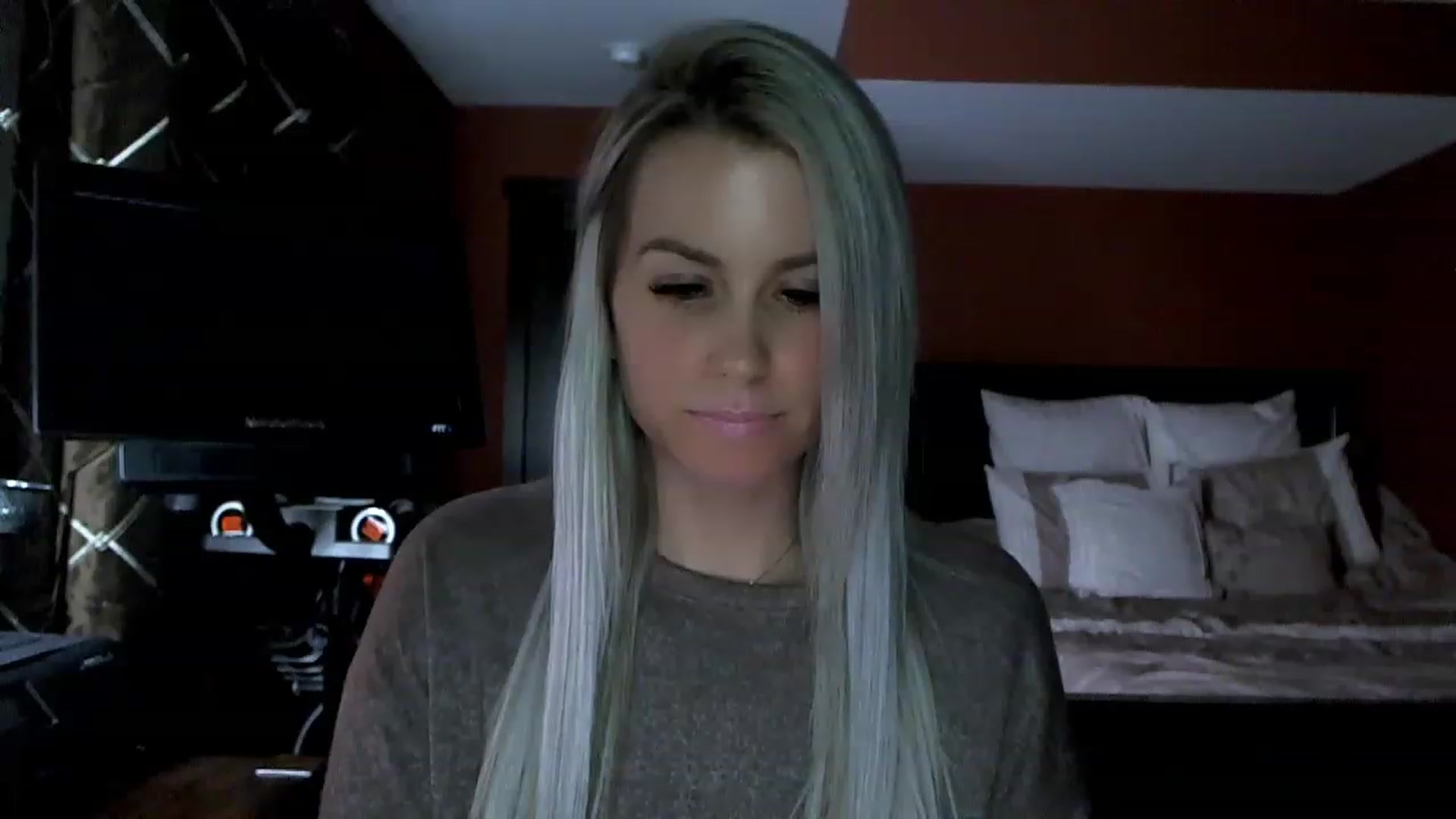 Gallery image thumbnail from Cora9's myfreecams stream on, 02/03/2023, 05:53 image 8 of 20