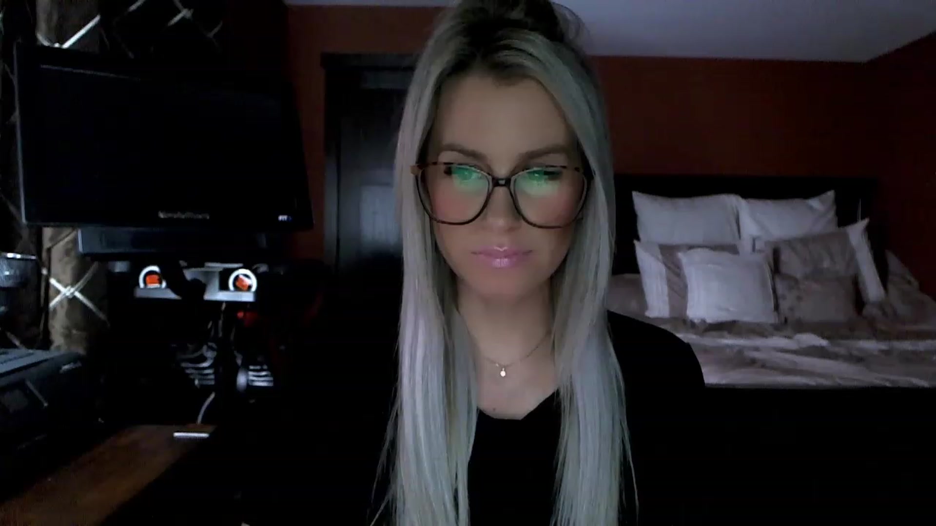 Gallery image thumbnail from Cora9's myfreecams stream on, 02/07/2023, 04:47 image 18 of 20