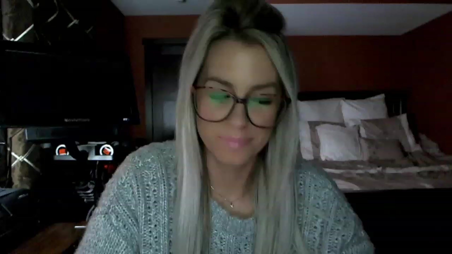 Gallery image thumbnail from Cora9's myfreecams stream on, 02/10/2023, 05:50 image 20 of 20