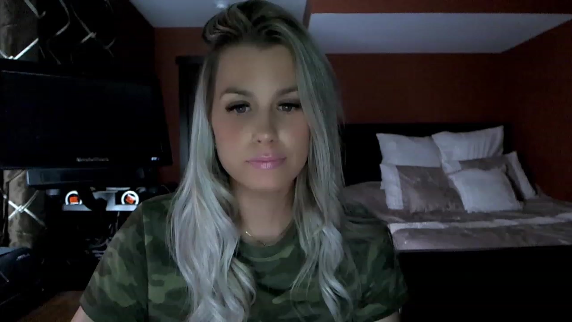 Gallery image thumbnail from Cora9's myfreecams stream on, 02/14/2023, 05:46 image 8 of 20