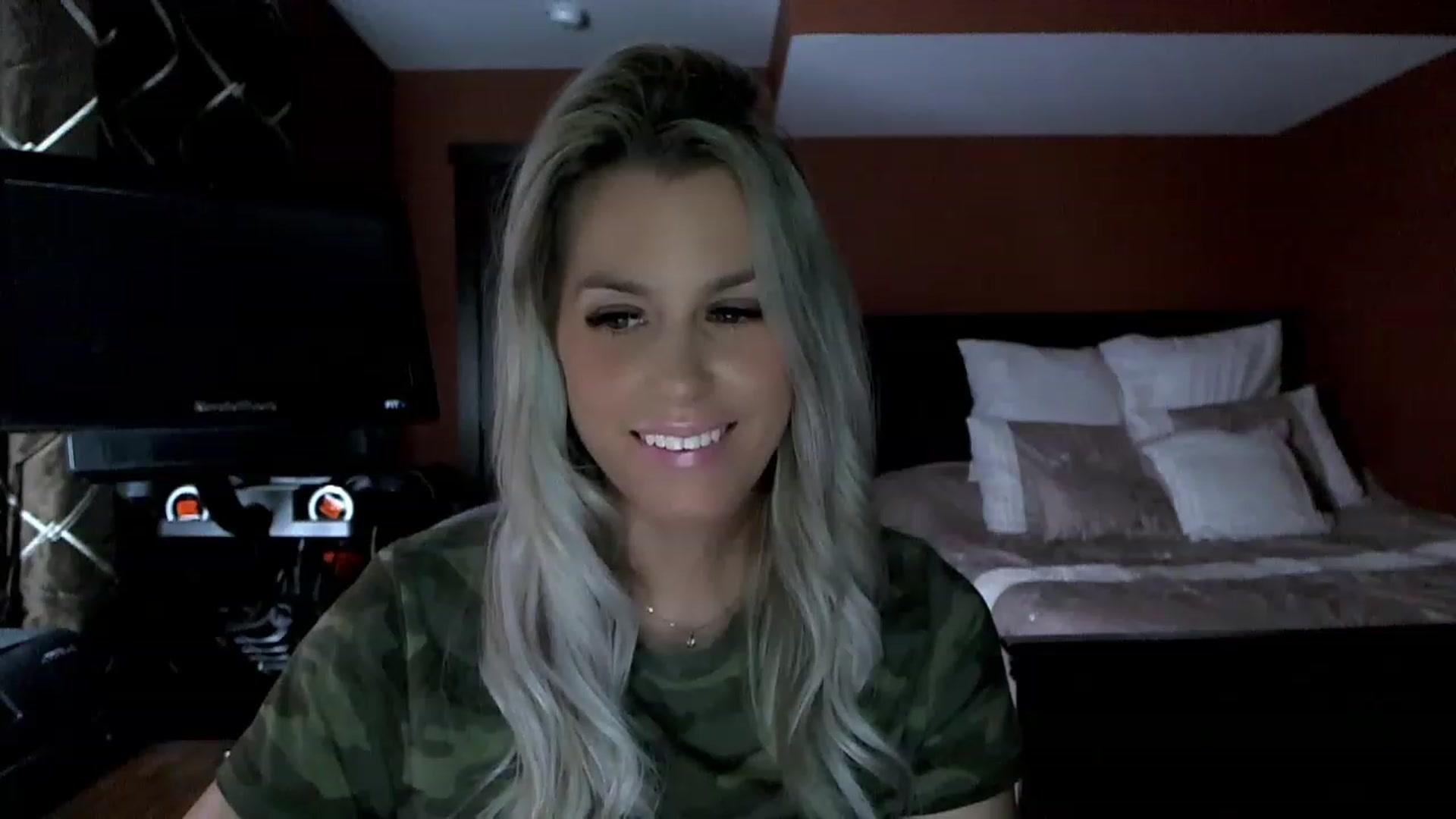 Gallery image thumbnail from Cora9's myfreecams stream on, 02/14/2023, 05:46 image 19 of 20