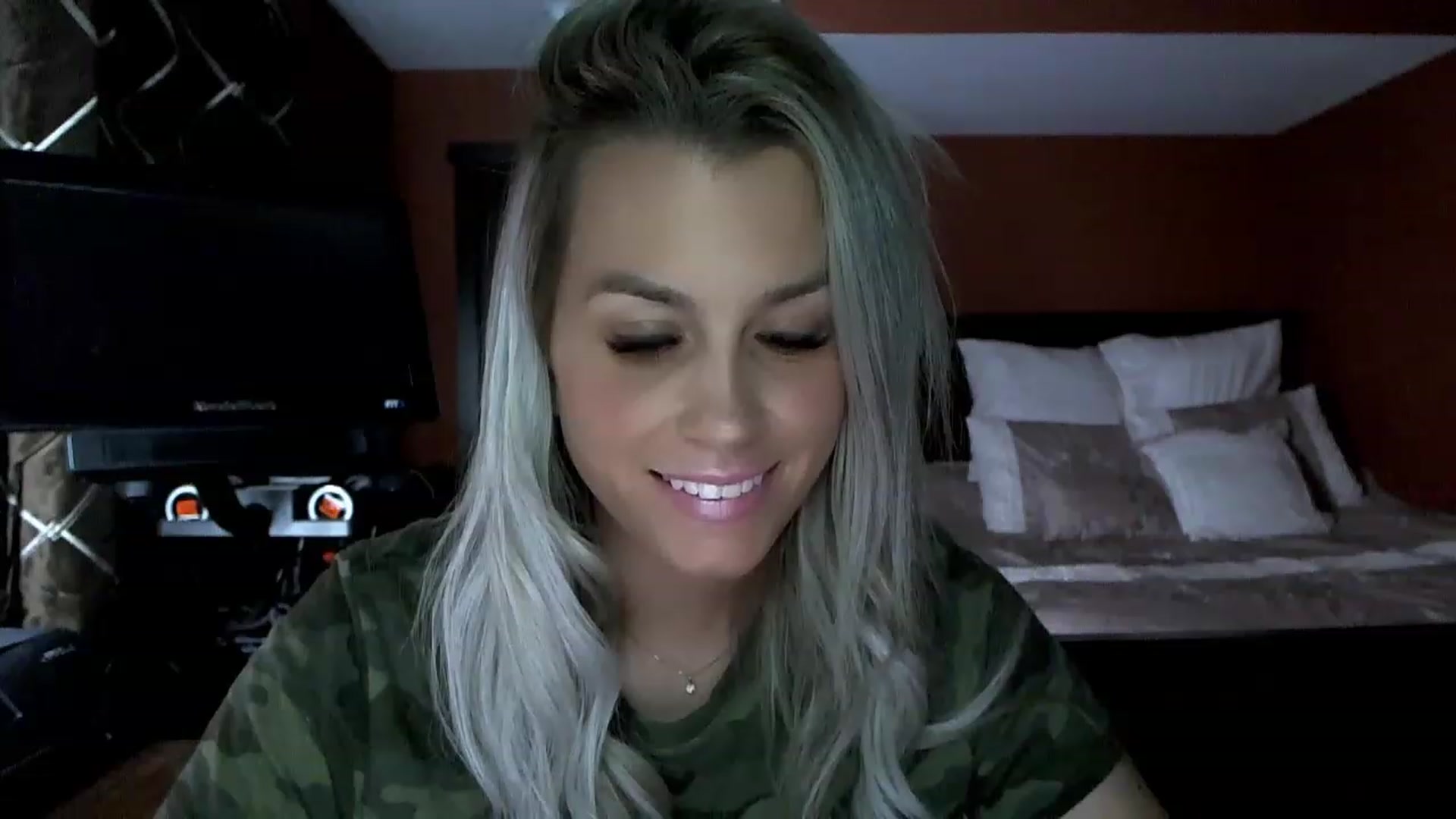 Gallery image thumbnail from Cora9's myfreecams stream on, 02/14/2023, 05:46 image 12 of 20