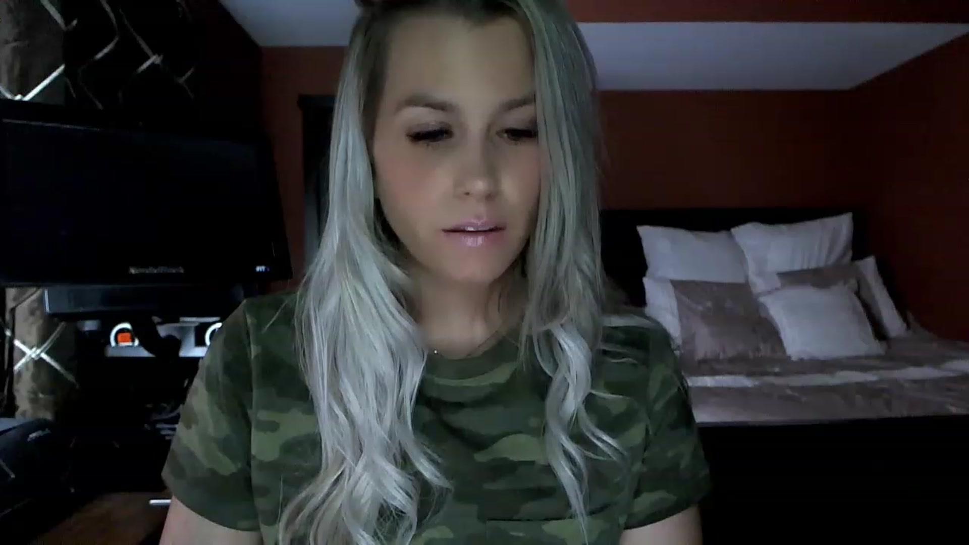 Gallery image thumbnail from Cora9's myfreecams stream on, 02/14/2023, 05:46 image 3 of 20