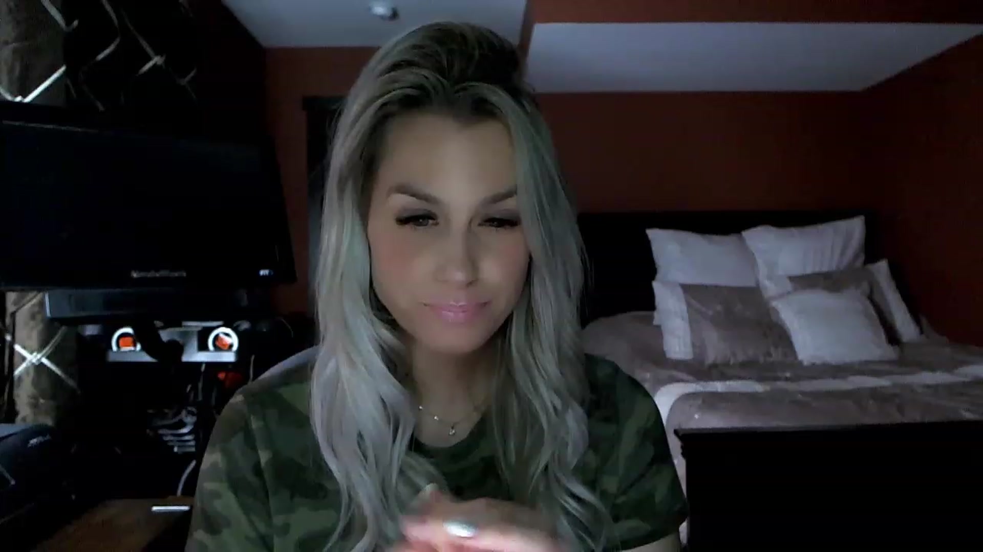 Gallery image thumbnail from Cora9's myfreecams stream on, 02/14/2023, 05:46 image 16 of 20