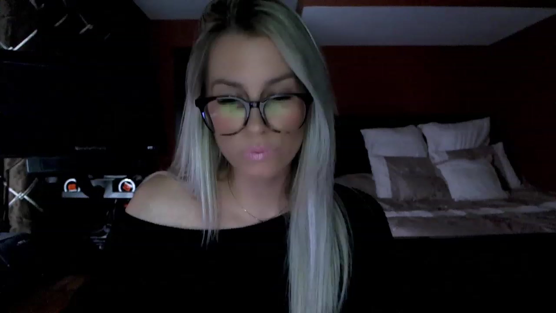 Gallery image thumbnail from Cora9's myfreecams stream on, 02/15/2023, 06:20 image 20 of 20