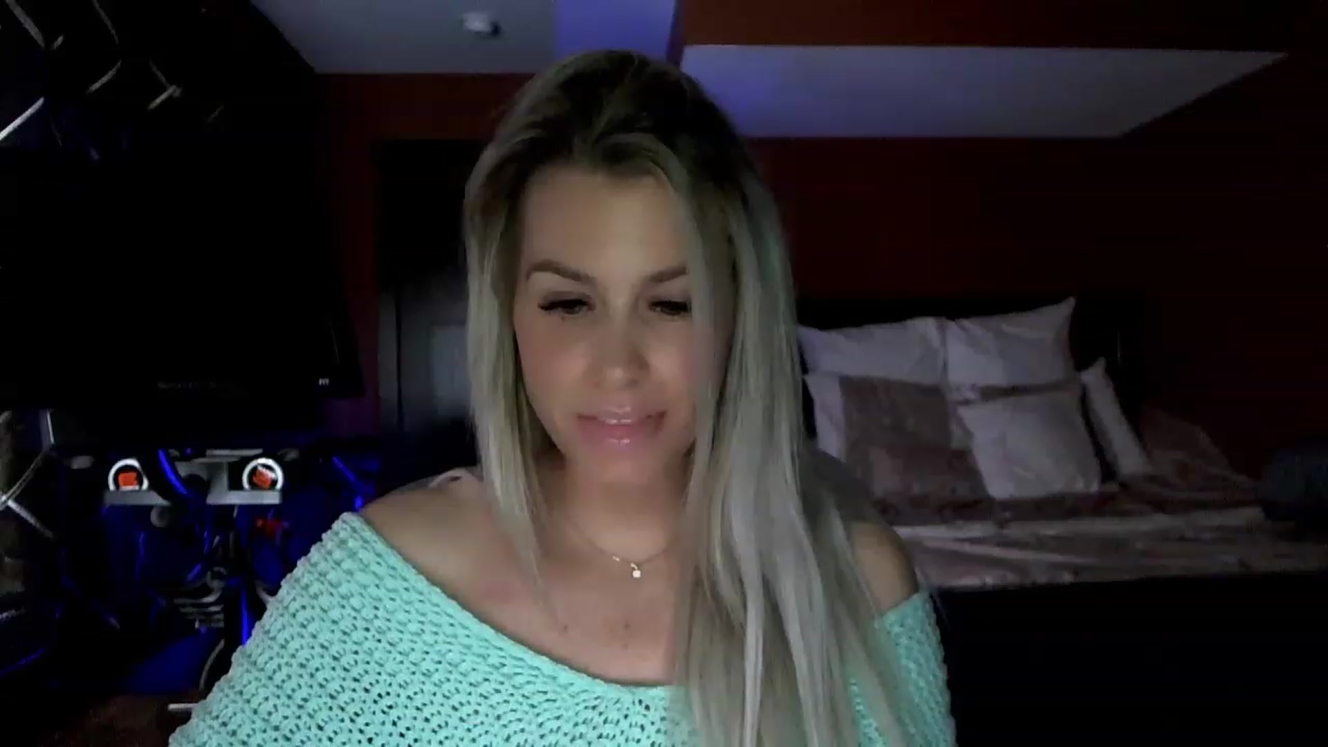 Gallery image thumbnail from Cora9's myfreecams stream on, 02/21/2023, 06:52 image 12 of 20