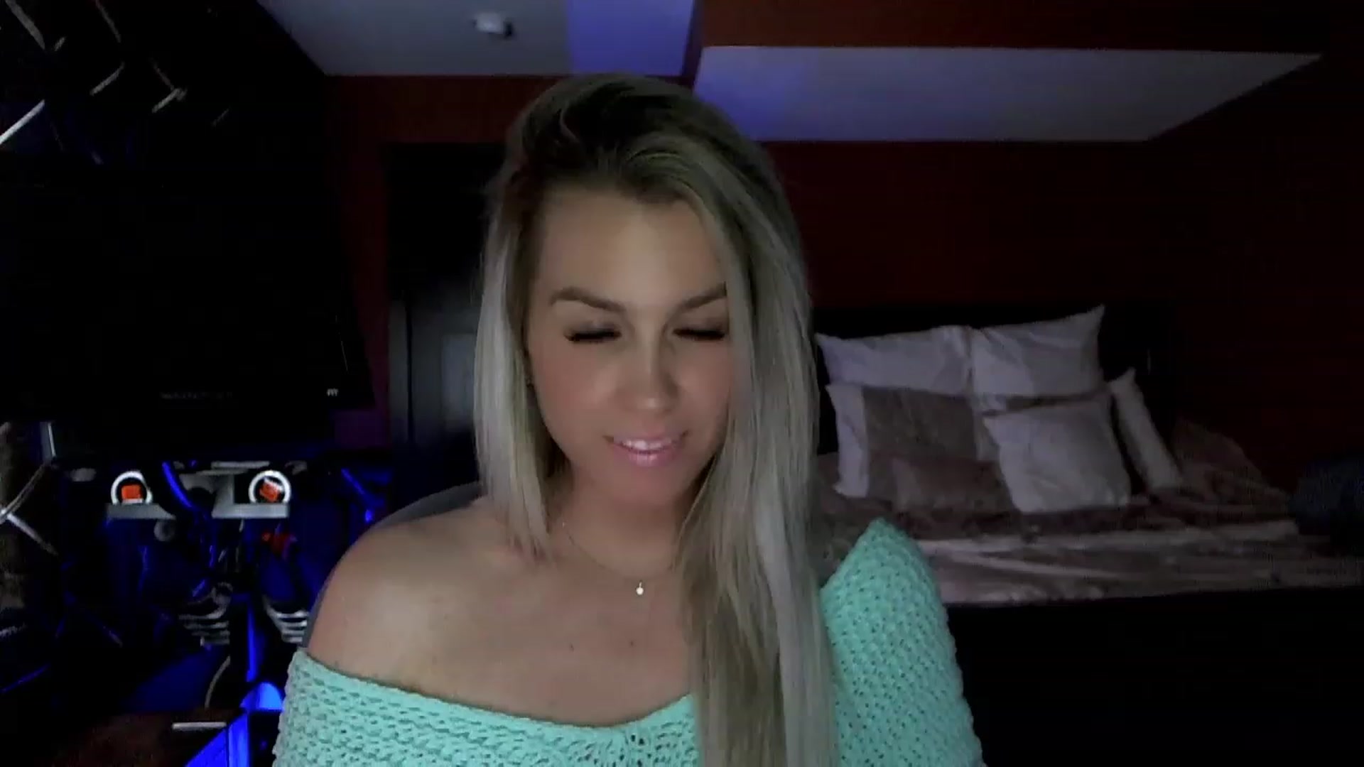 Gallery image thumbnail from Cora9's myfreecams stream on, 02/21/2023, 06:52 image 19 of 20