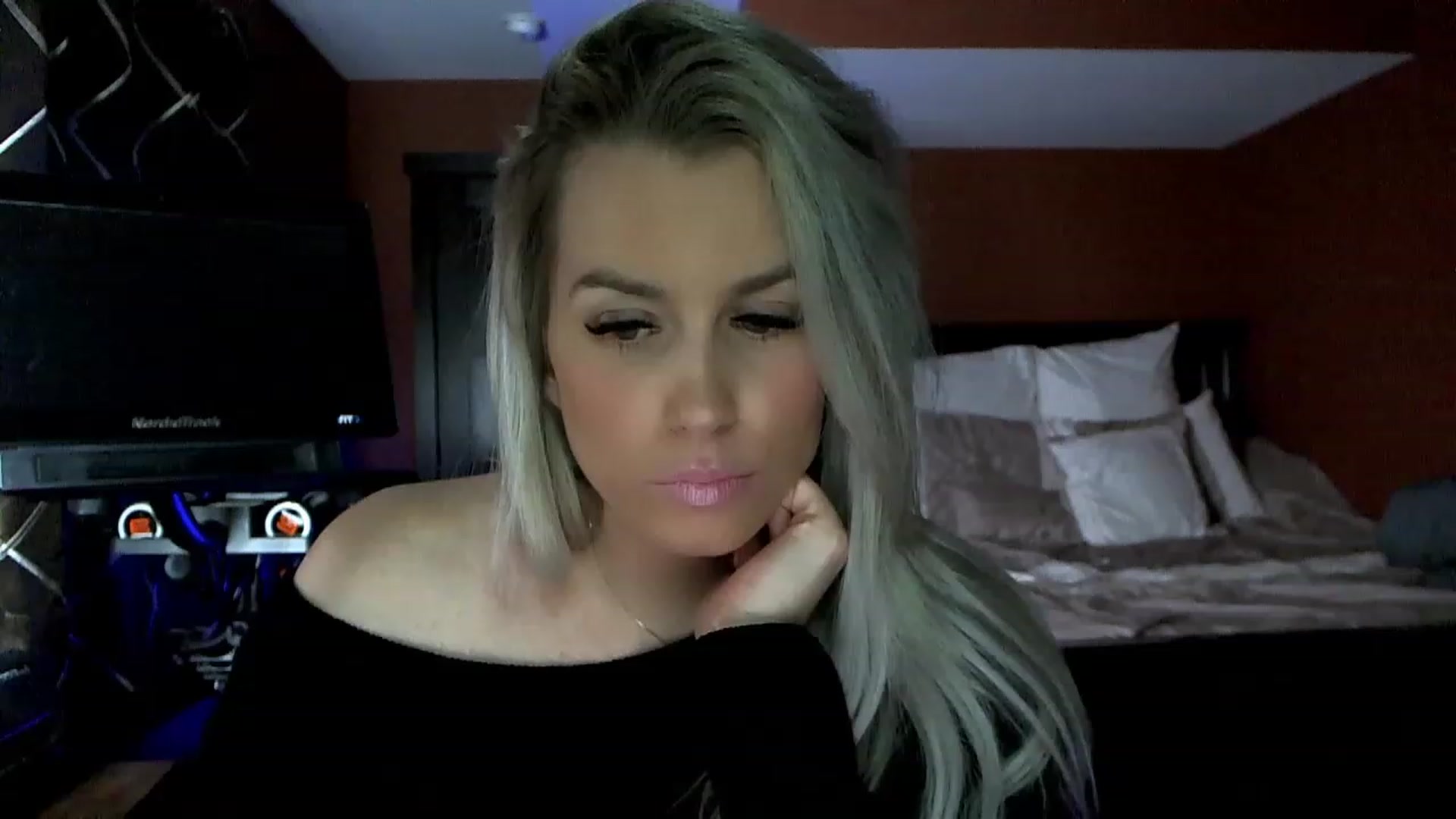 Gallery image thumbnail from Cora9's myfreecams stream on, 02/23/2023, 06:42 image 18 of 20