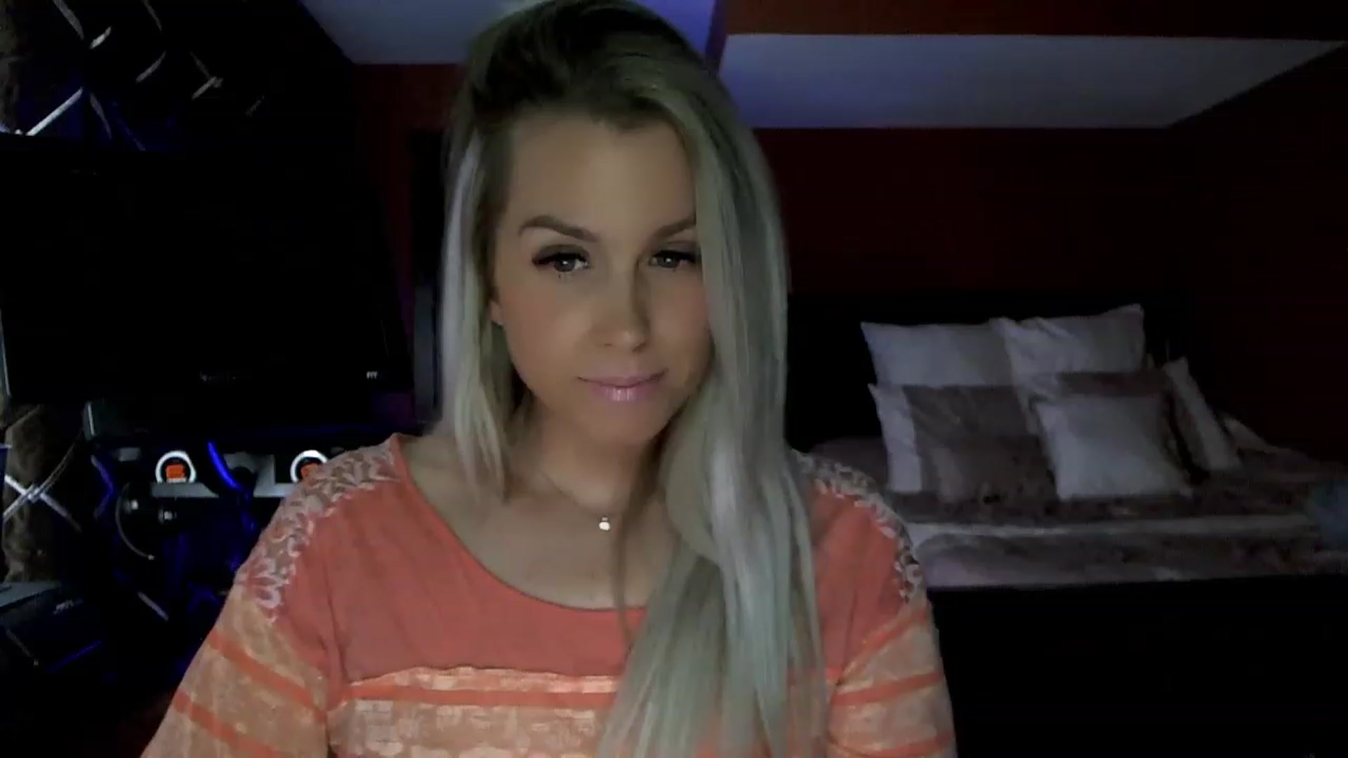 Gallery image thumbnail from Cora9's myfreecams stream on, 02/28/2023, 04:53 image 9 of 20