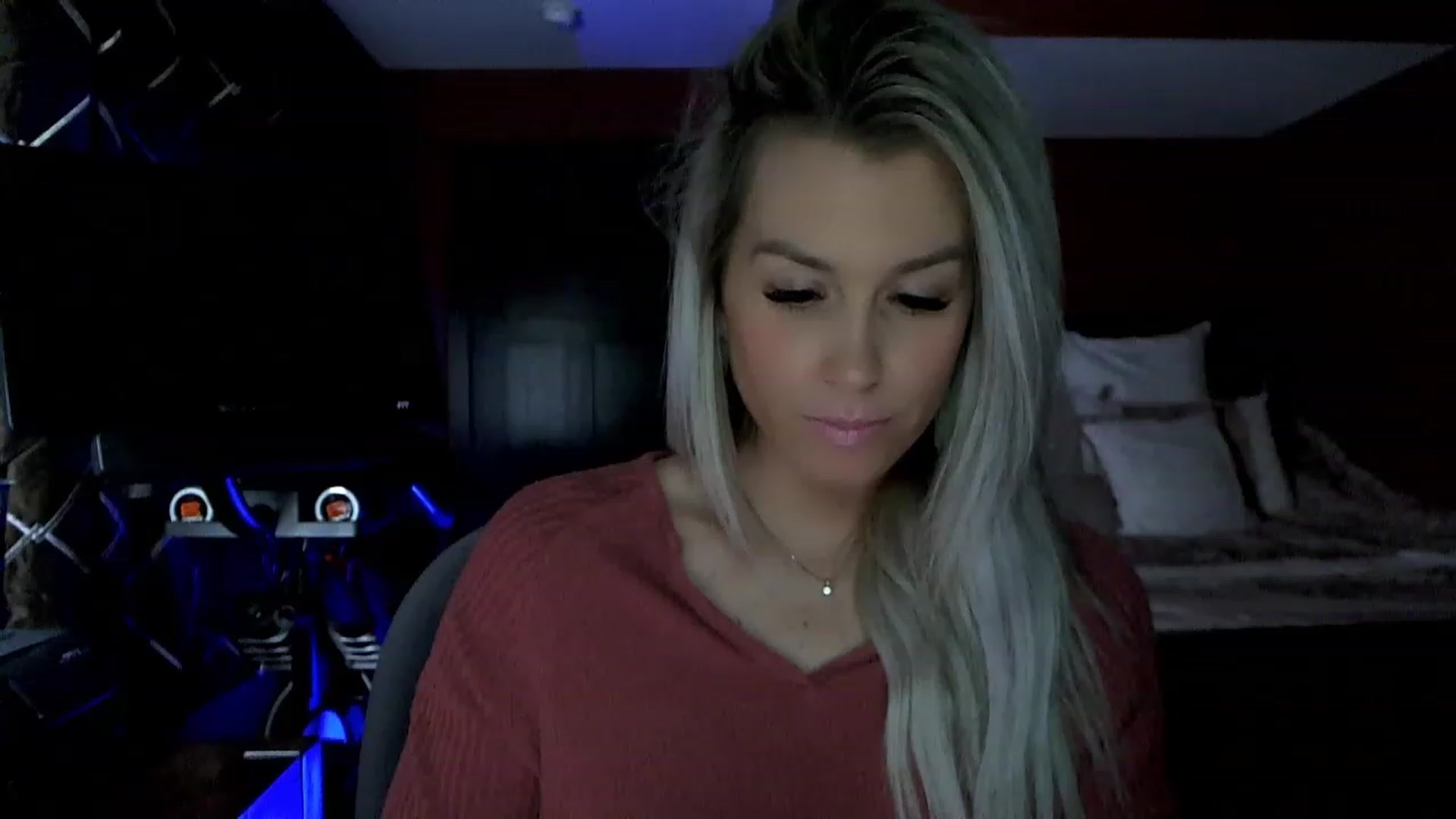 Gallery image thumbnail from Cora9's myfreecams stream on, 03/01/2023, 06:13 image 12 of 20