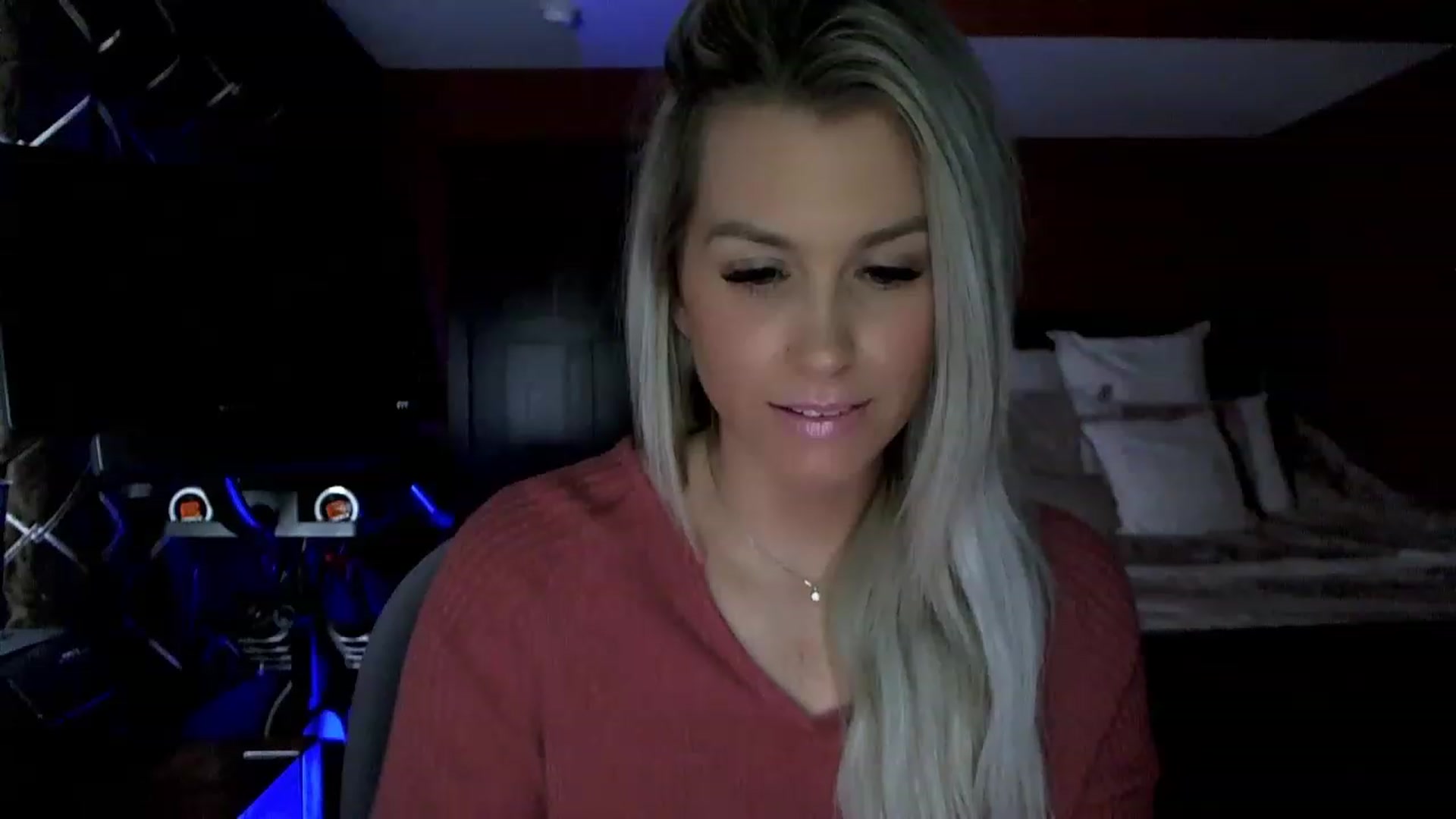 Gallery image thumbnail from Cora9's myfreecams stream on, 03/01/2023, 06:13 image 17 of 20