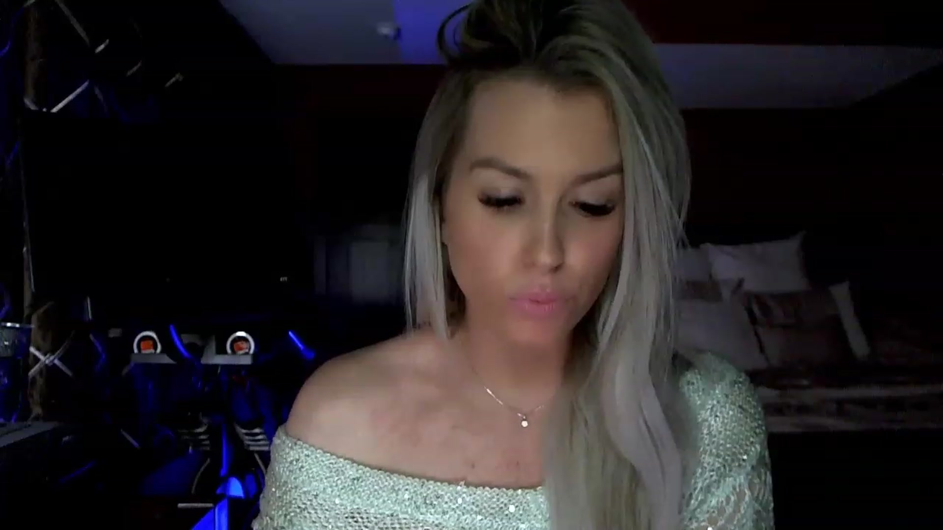 Gallery image thumbnail from Cora9's myfreecams stream on, 03/02/2023, 05:35 image 20 of 20