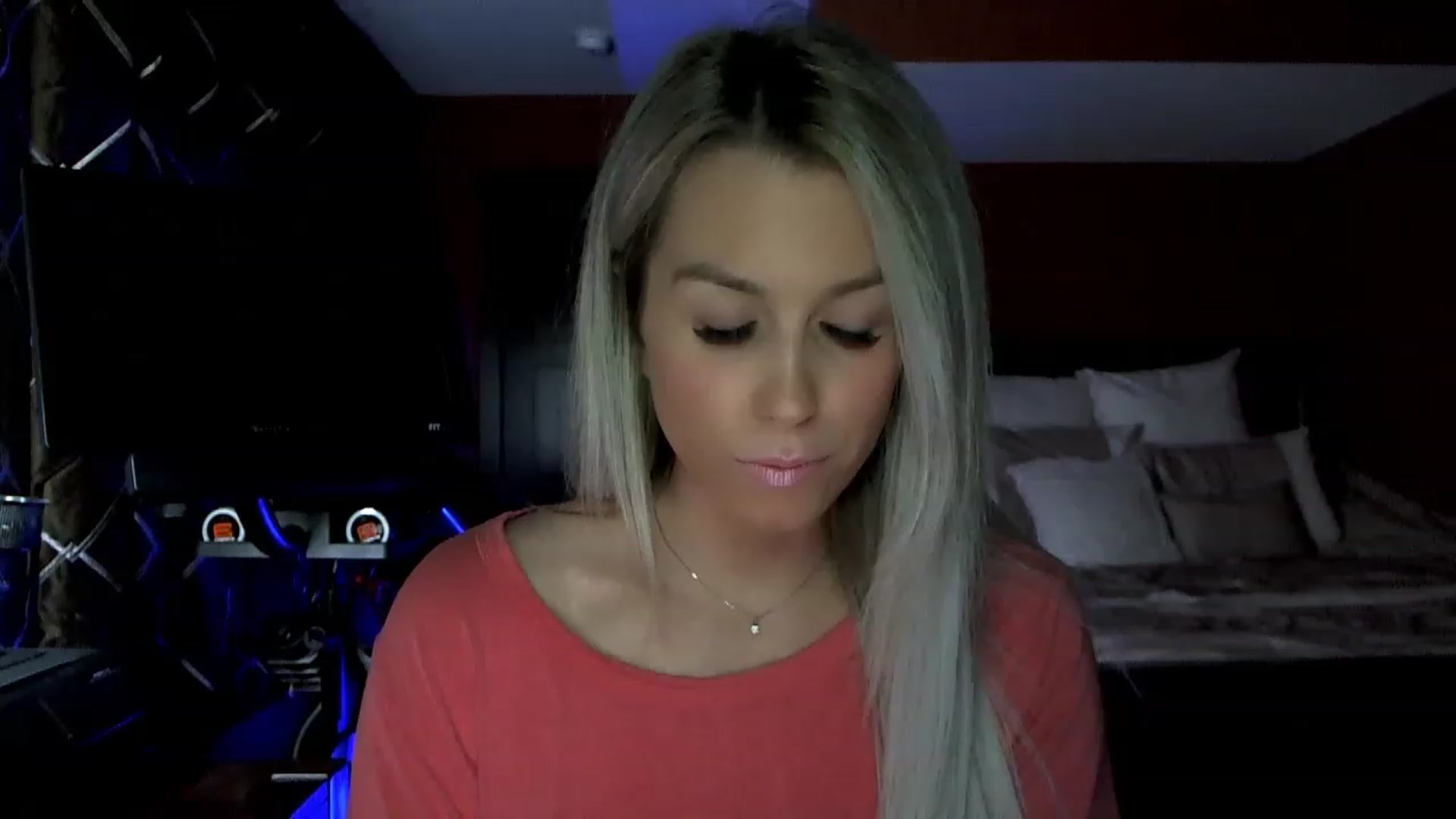 Gallery image thumbnail from Cora9's myfreecams stream on, 03/03/2023, 04:46 image 7 of 20