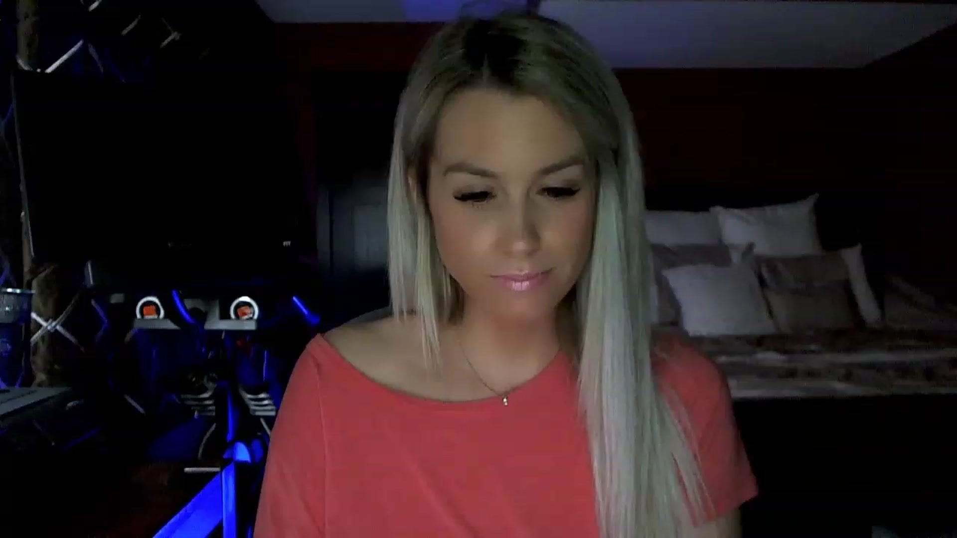 Gallery image thumbnail from Cora9's myfreecams stream on, 03/03/2023, 06:20 image 9 of 20