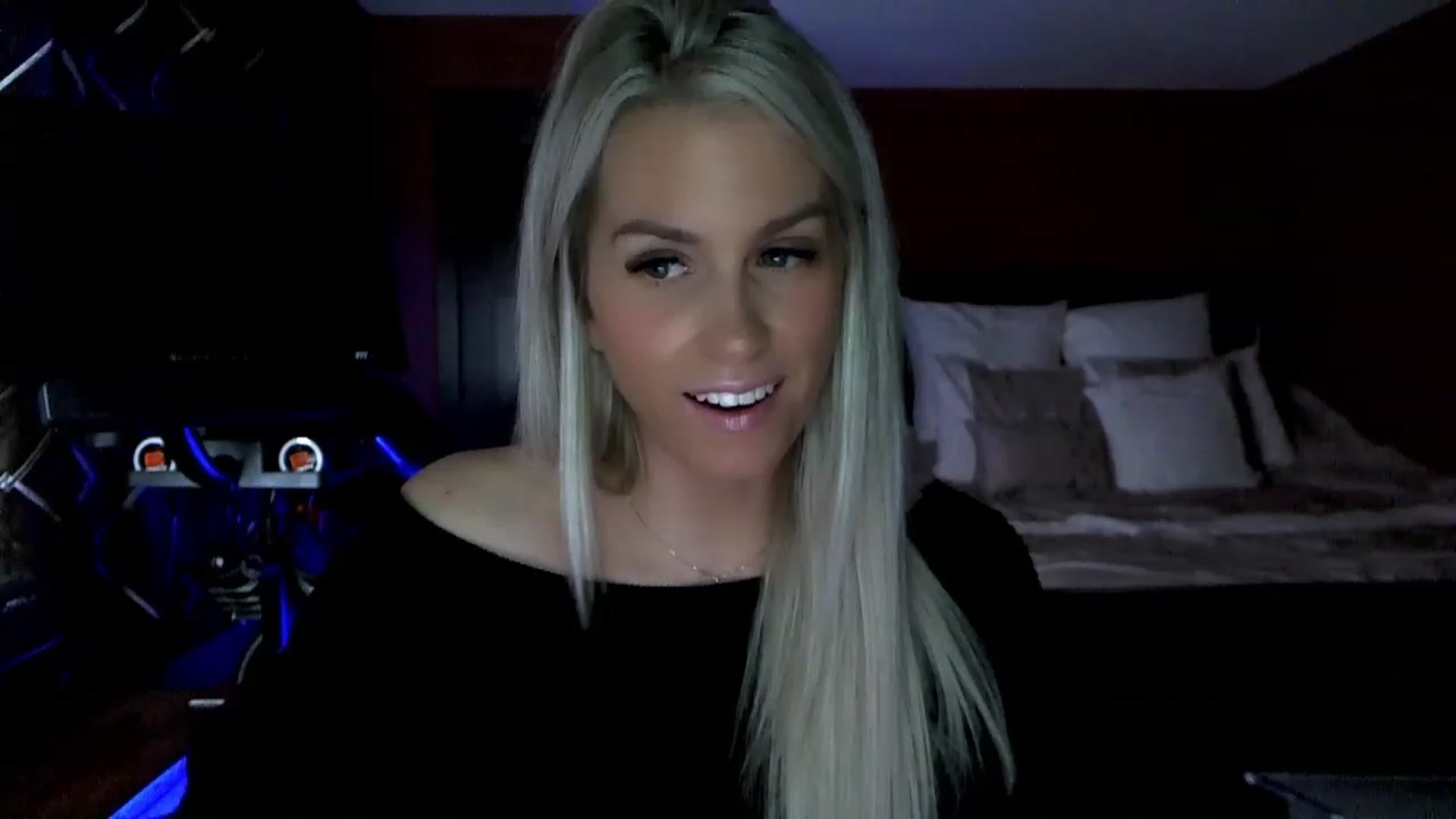 Gallery image thumbnail from Cora9's myfreecams stream on, 03/07/2023, 05:47 image 13 of 20