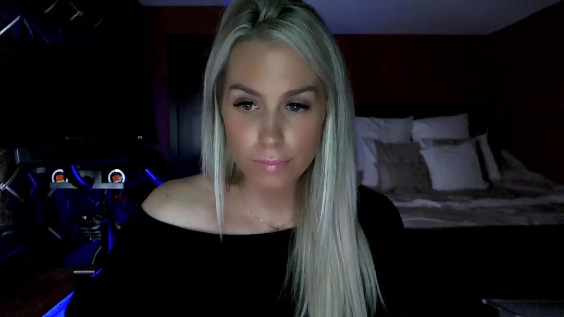 Gallery image thumbnail from Cora9's myfreecams stream on, 03/07/2023, 05:47 image 14 of 20