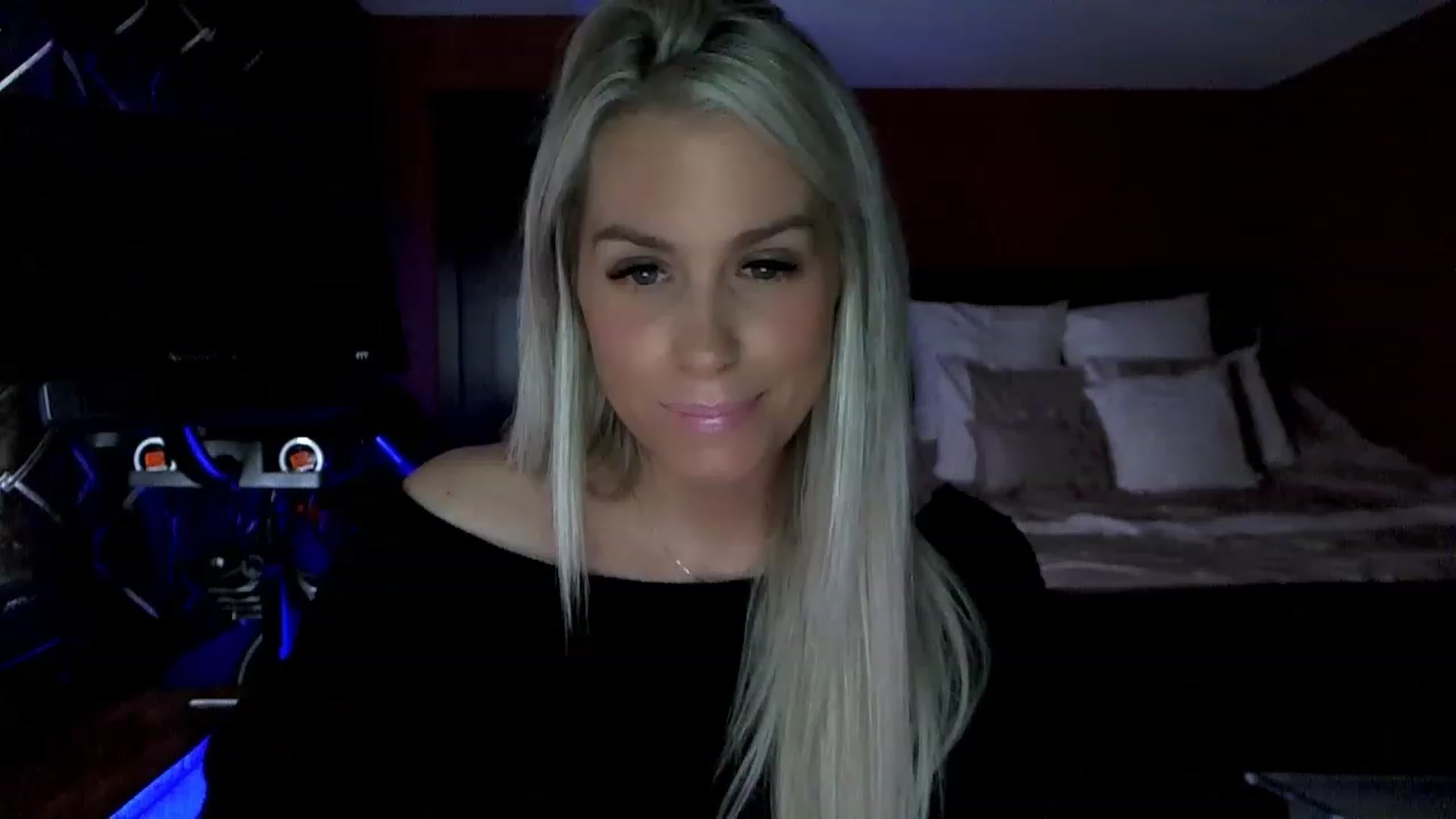 Gallery image thumbnail from Cora9's myfreecams stream on, 03/07/2023, 05:47 image 10 of 20