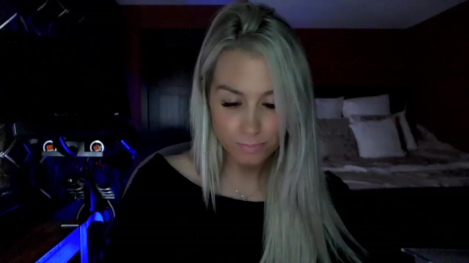 Gallery image thumbnail from Cora9's myfreecams stream on, 03/07/2023, 05:47 image 5 of 20