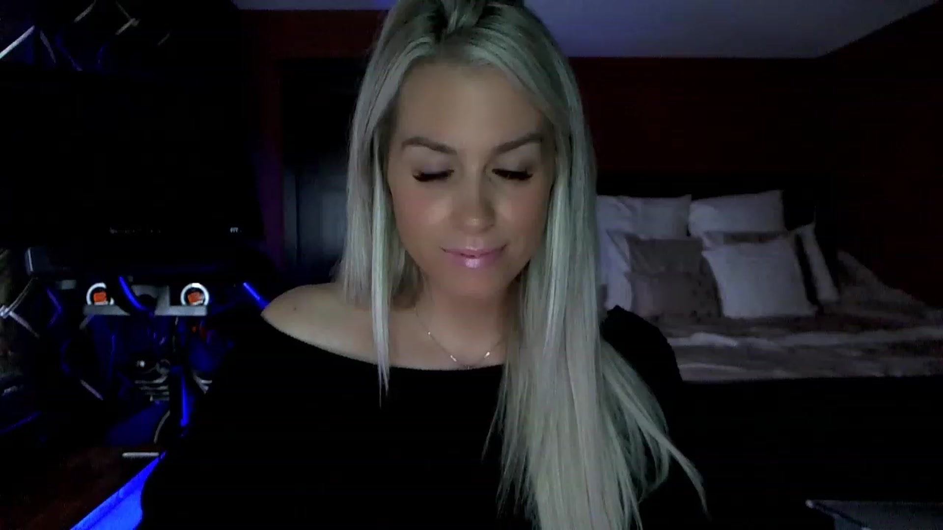 Gallery image thumbnail from Cora9's myfreecams stream on, 03/07/2023, 05:47 image 12 of 20