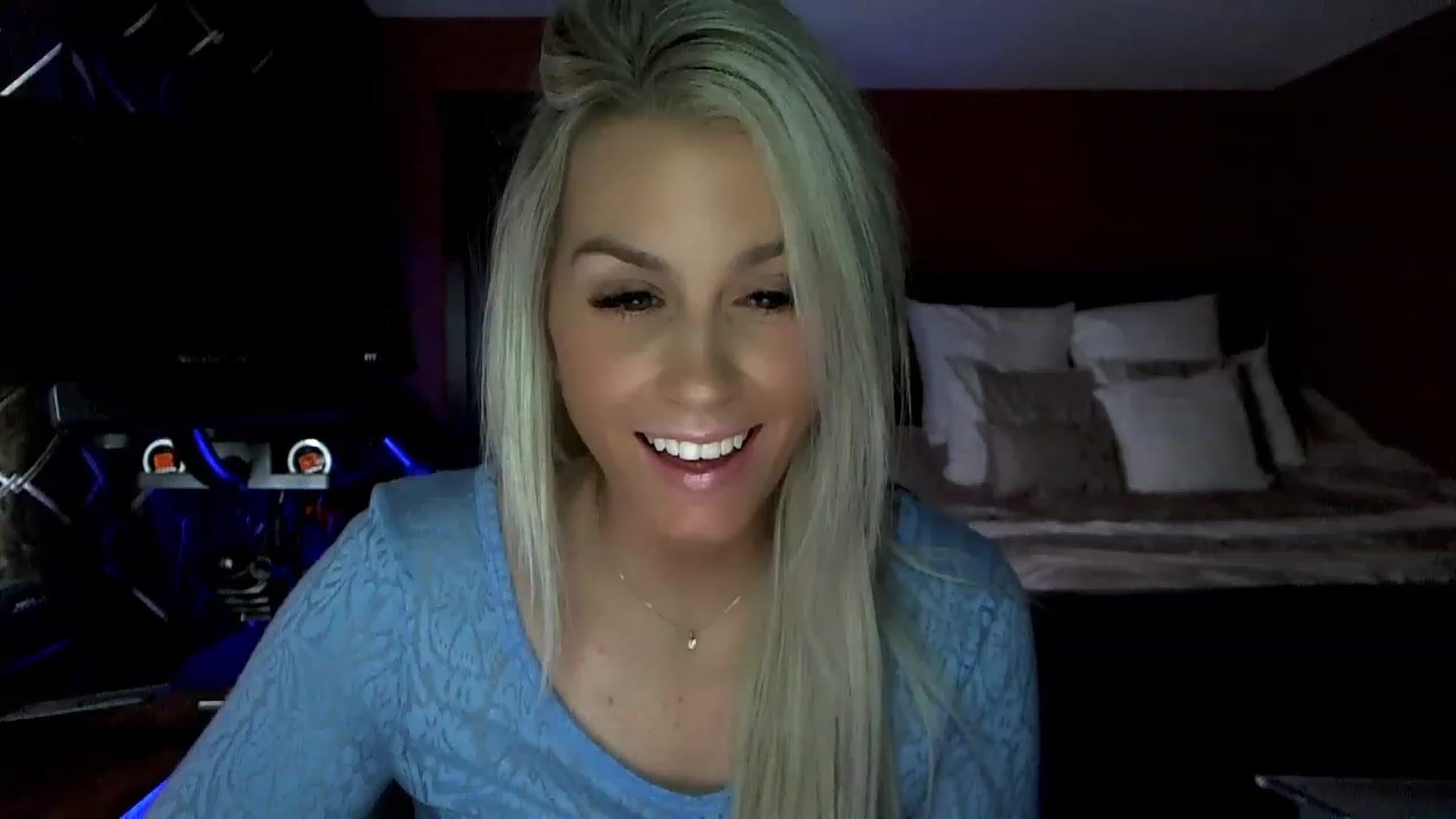 Gallery image thumbnail from Cora9's myfreecams stream on, 03/08/2023, 05:44 image 10 of 20