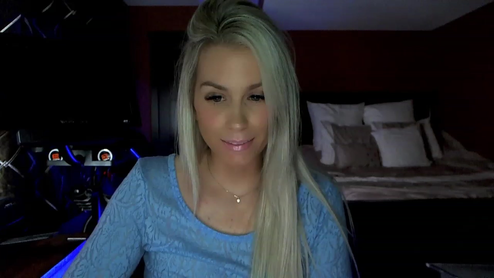 Gallery image thumbnail from Cora9's myfreecams stream on, 03/08/2023, 05:44 image 6 of 20