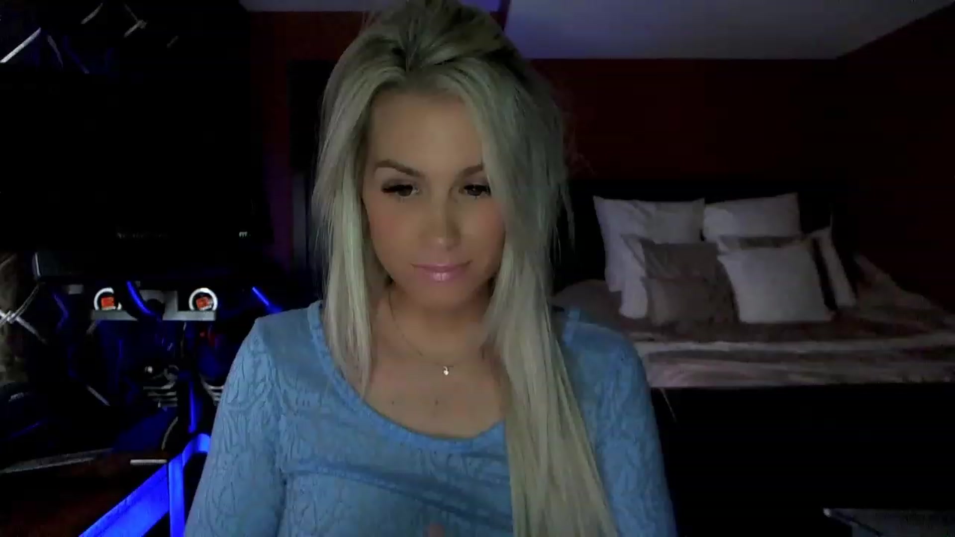 Gallery image thumbnail from Cora9's myfreecams stream on, 03/08/2023, 05:44 image 8 of 20