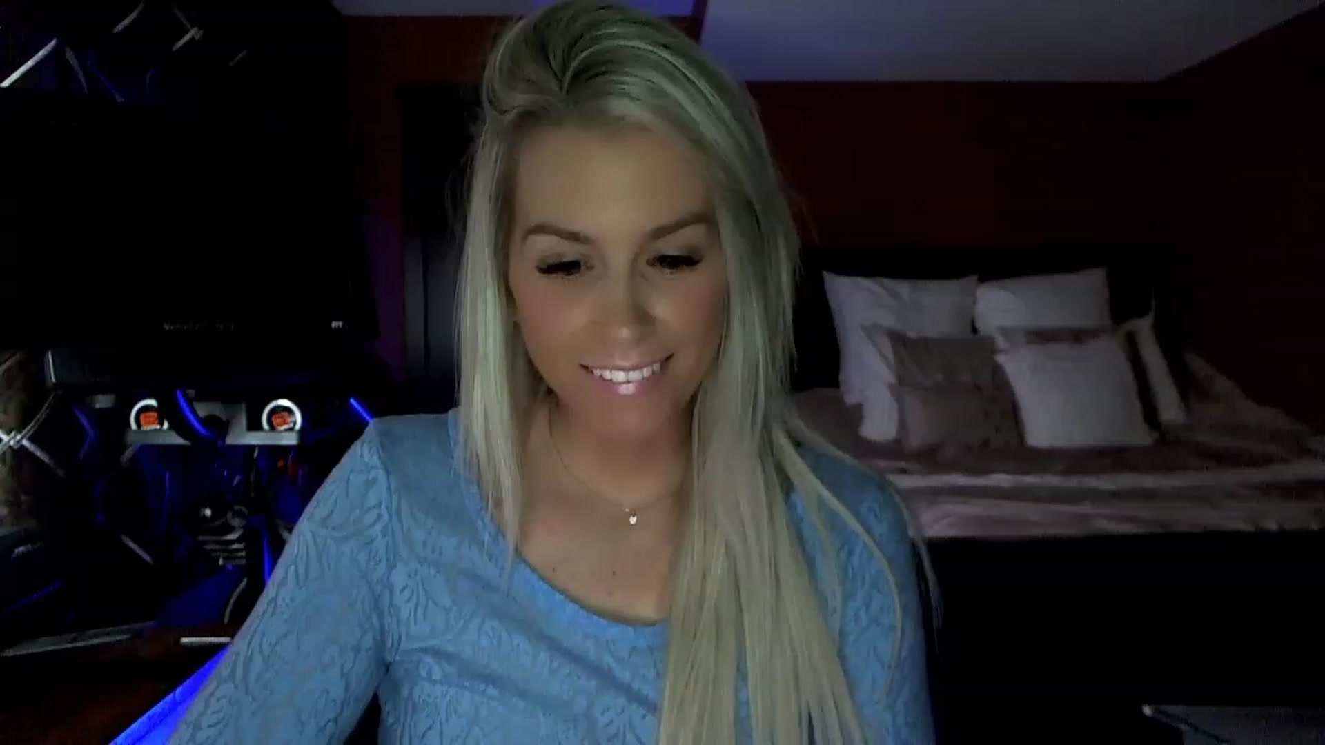 Gallery image thumbnail from Cora9's myfreecams stream on, 03/08/2023, 05:44 image 7 of 20