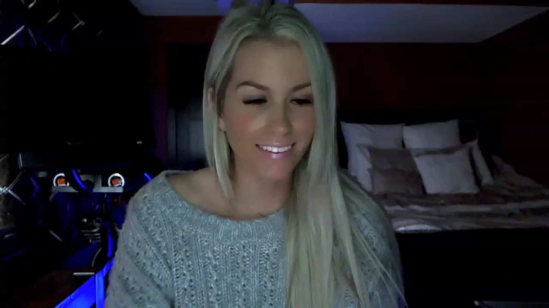 Gallery image thumbnail from Cora9's myfreecams stream on, 03/09/2023, 07:08 image 14 of 20