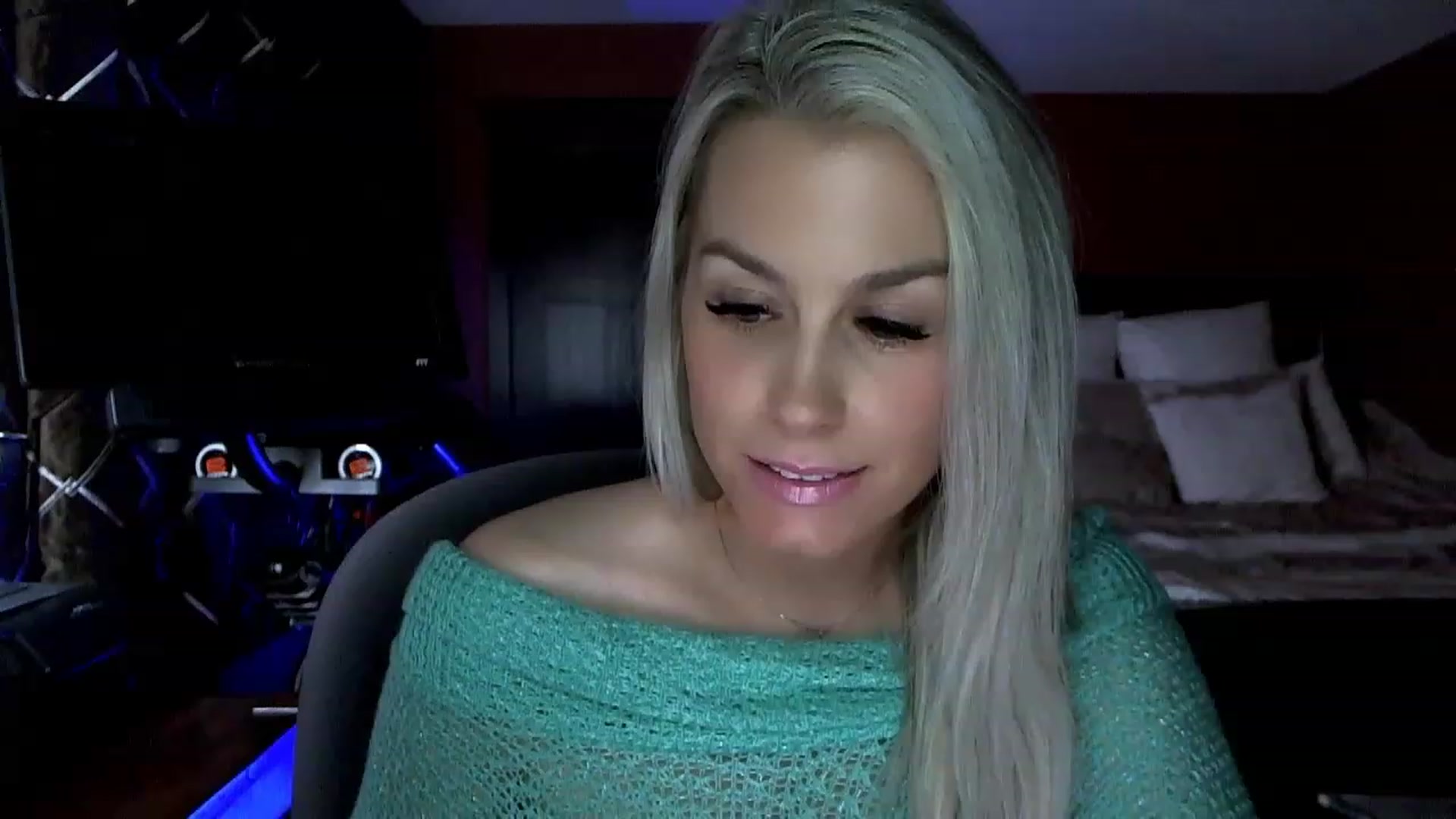 Gallery image thumbnail from Cora9's myfreecams stream on, 03/10/2023, 05:55 image 18 of 20