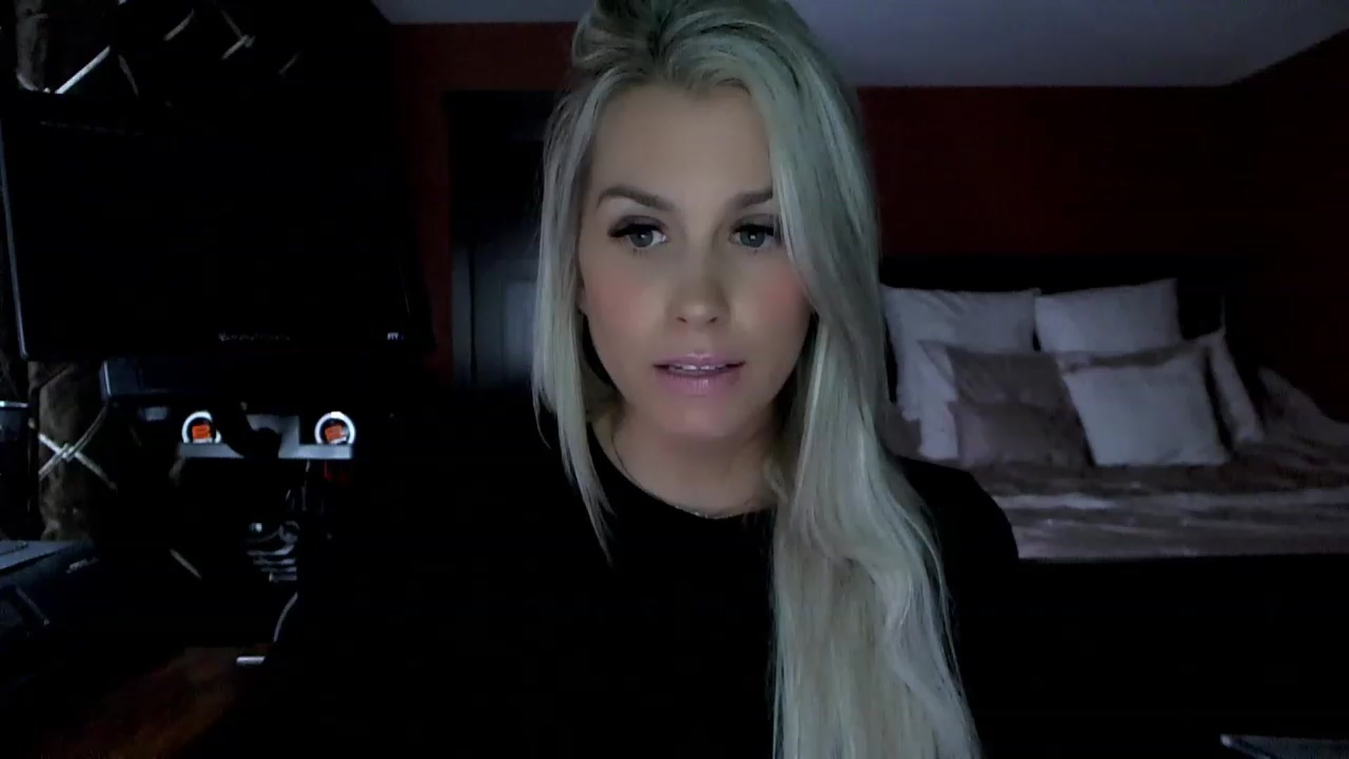 Gallery image thumbnail from Cora9's myfreecams stream on, 03/14/2023, 04:29 image 15 of 20