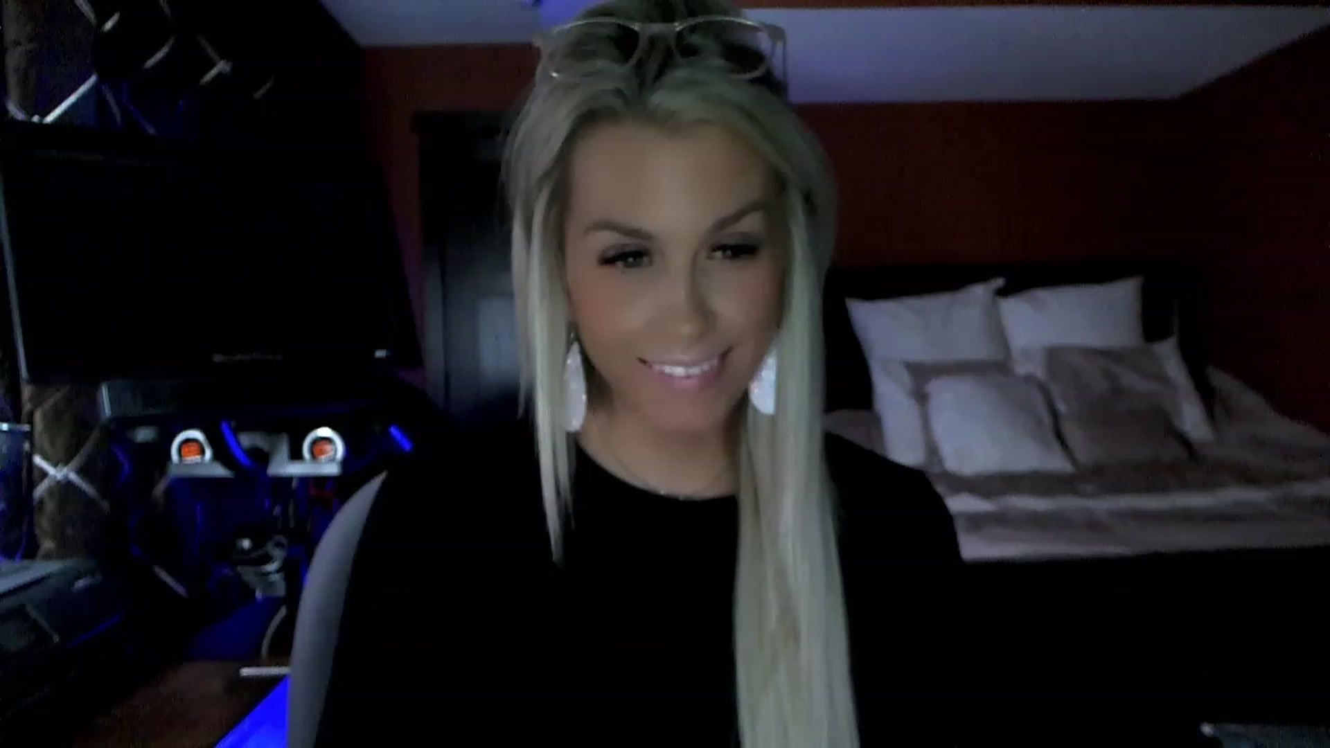 Gallery image thumbnail from Cora9's myfreecams stream on, 03/17/2023, 04:28 image 19 of 20