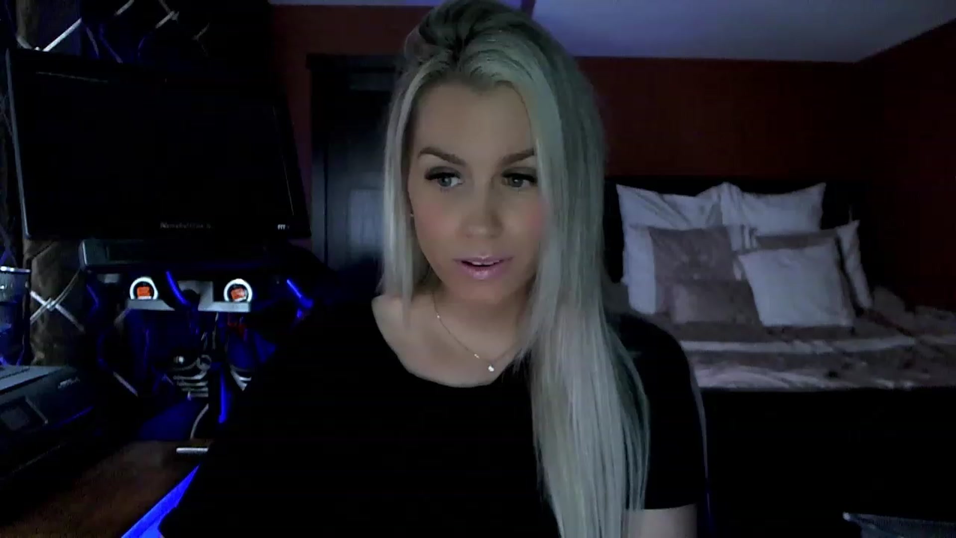 Gallery image thumbnail from Cora9's myfreecams stream on, 03/21/2023, 05:05 image 17 of 20