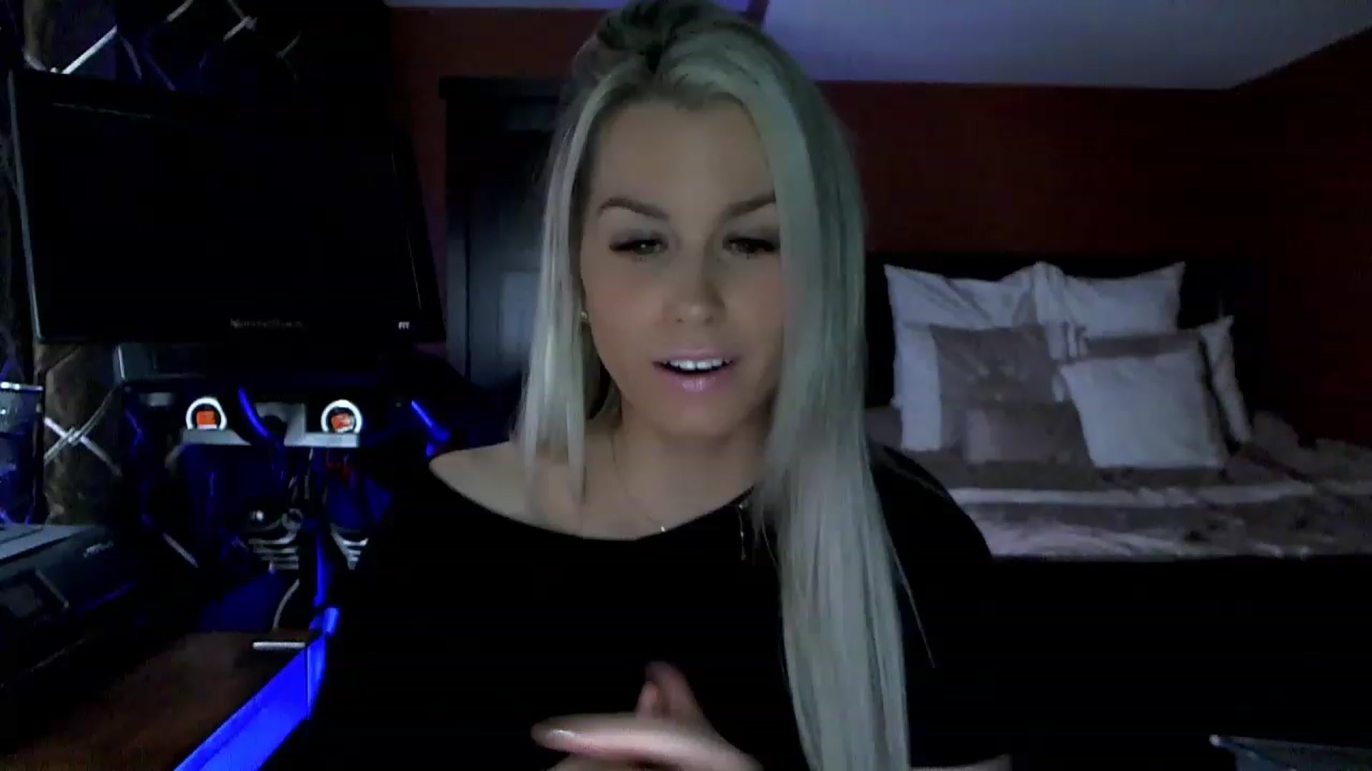 Gallery image thumbnail from Cora9's myfreecams stream on, 03/21/2023, 05:05 image 11 of 20
