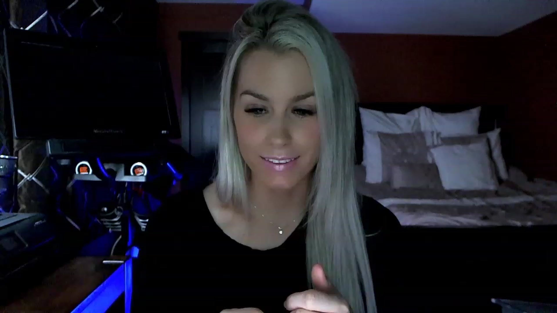 Gallery image thumbnail from Cora9's myfreecams stream on, 03/21/2023, 05:05 image 16 of 20