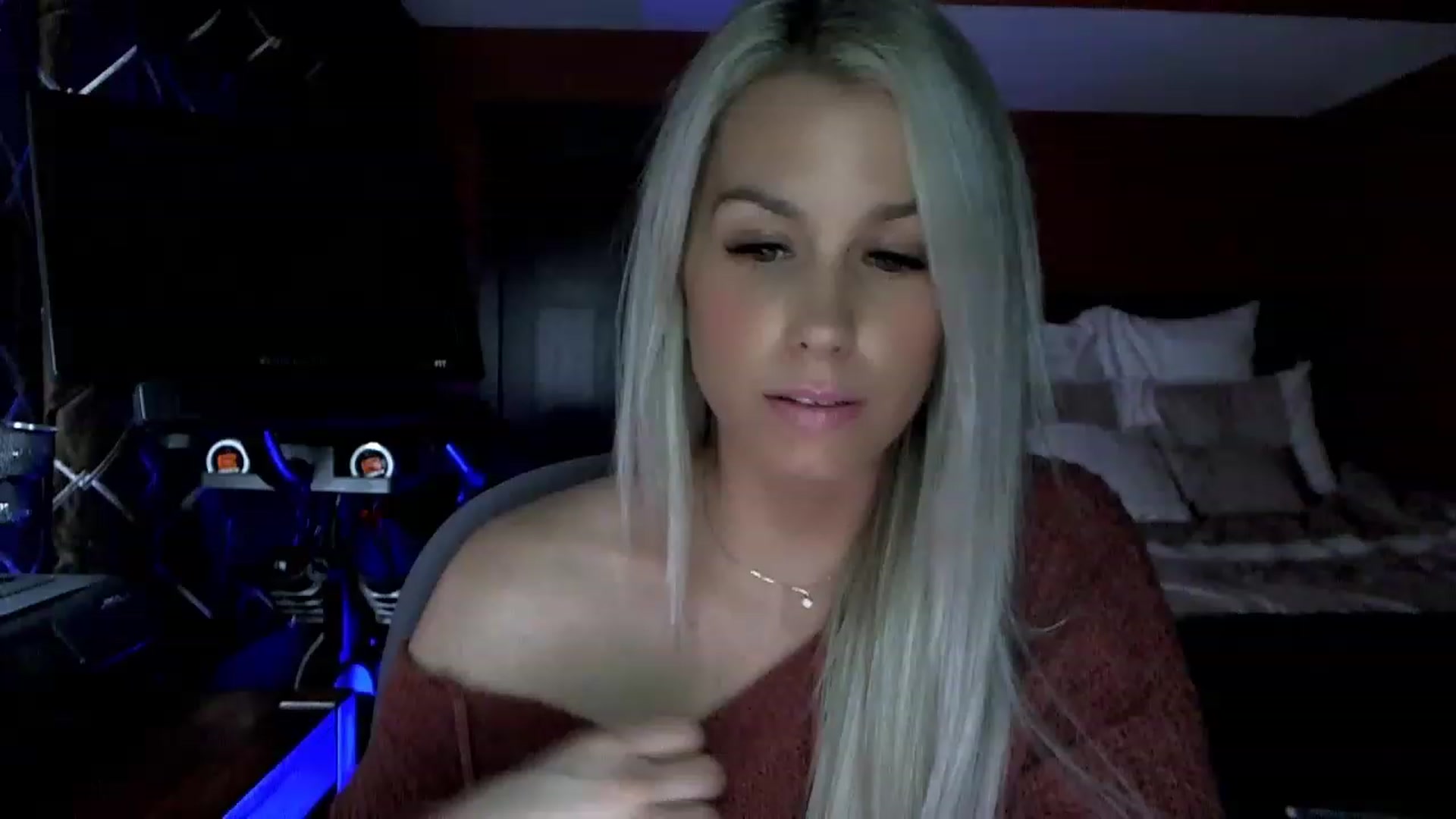 Gallery image thumbnail from Cora9's myfreecams stream on, 03/24/2023, 06:01 image 7 of 20