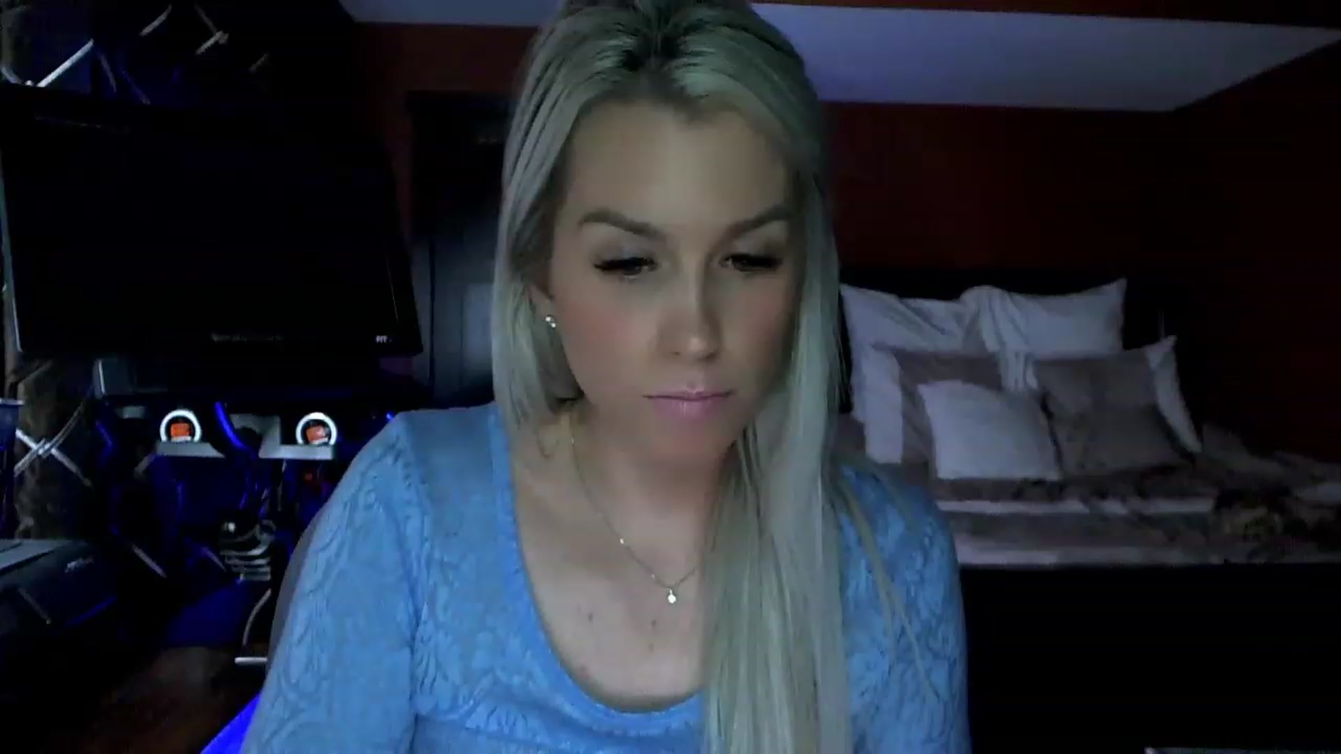 Gallery image thumbnail from Cora9's myfreecams stream on, 03/28/2023, 05:21 image 17 of 20