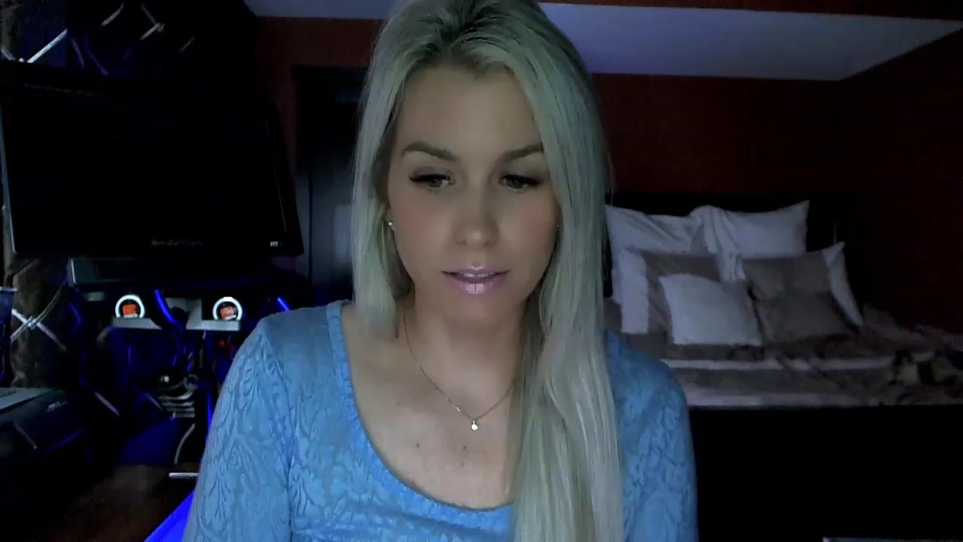 Gallery image thumbnail from Cora9's myfreecams stream on, 03/28/2023, 05:21 image 5 of 20