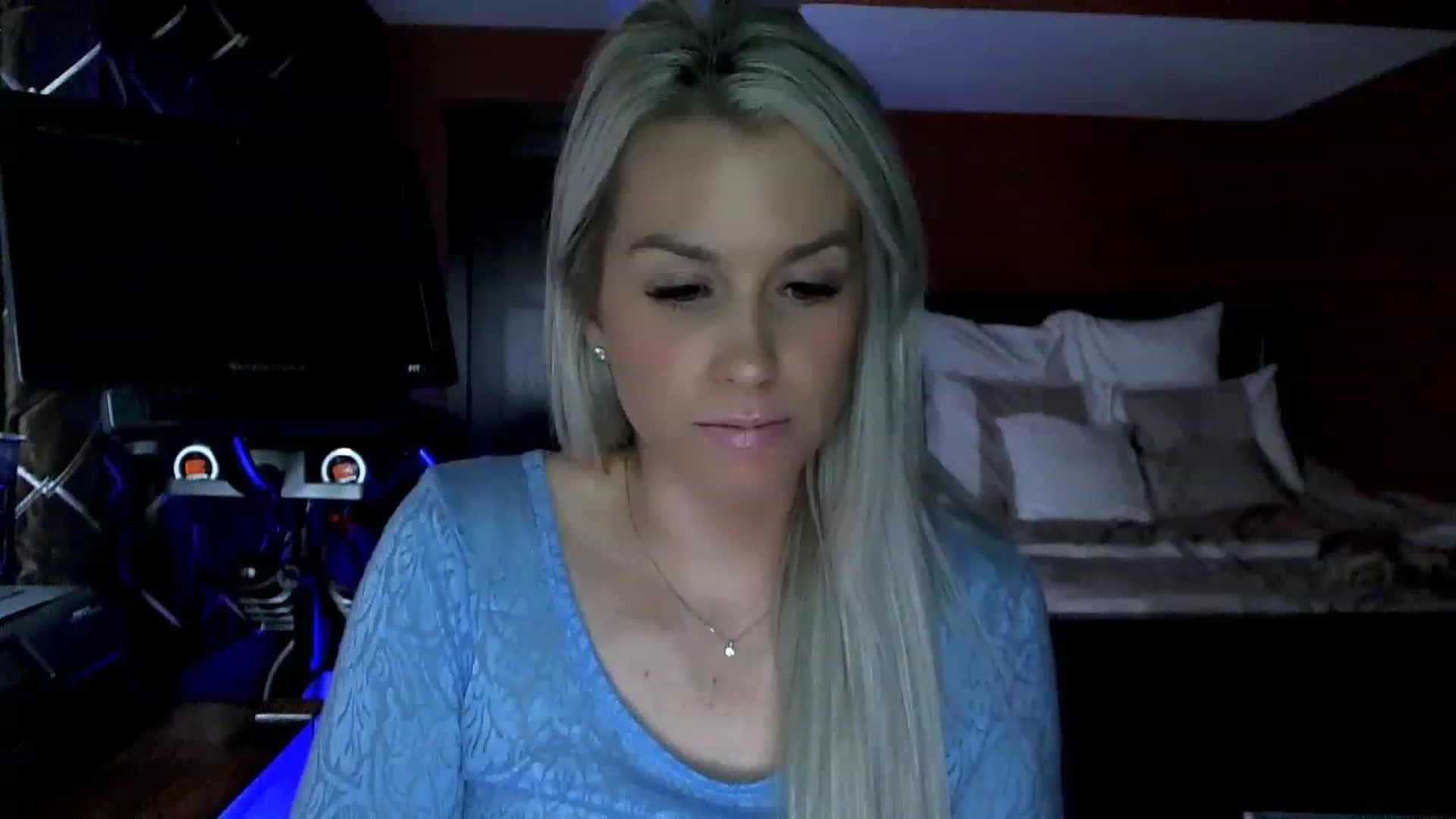 Gallery image thumbnail from Cora9's myfreecams stream on, 03/28/2023, 05:21 image 19 of 20