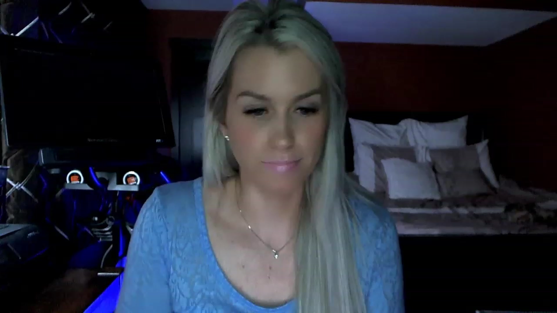 Gallery image thumbnail from Cora9's myfreecams stream on, 03/28/2023, 05:21 image 18 of 20