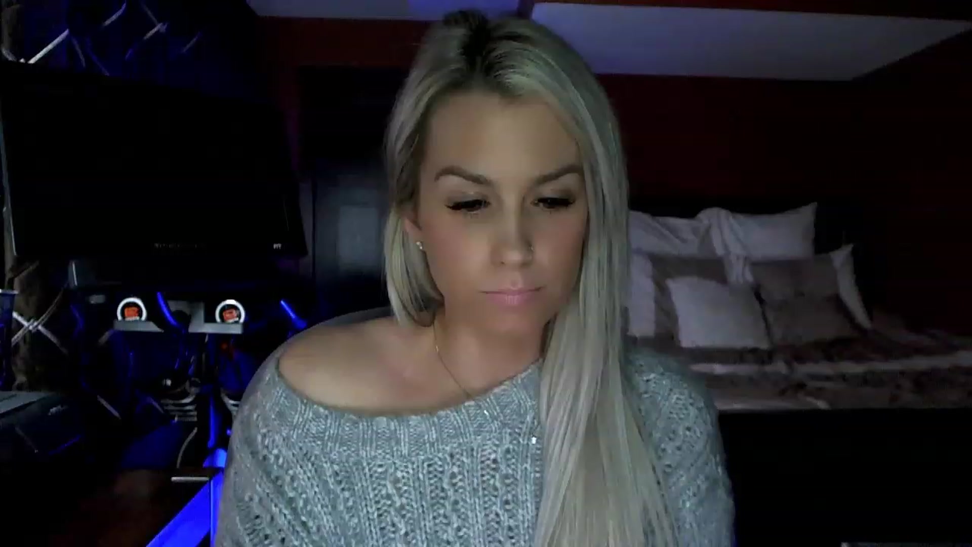 Gallery image thumbnail from Cora9's myfreecams stream on, 03/30/2023, 04:57 image 18 of 20