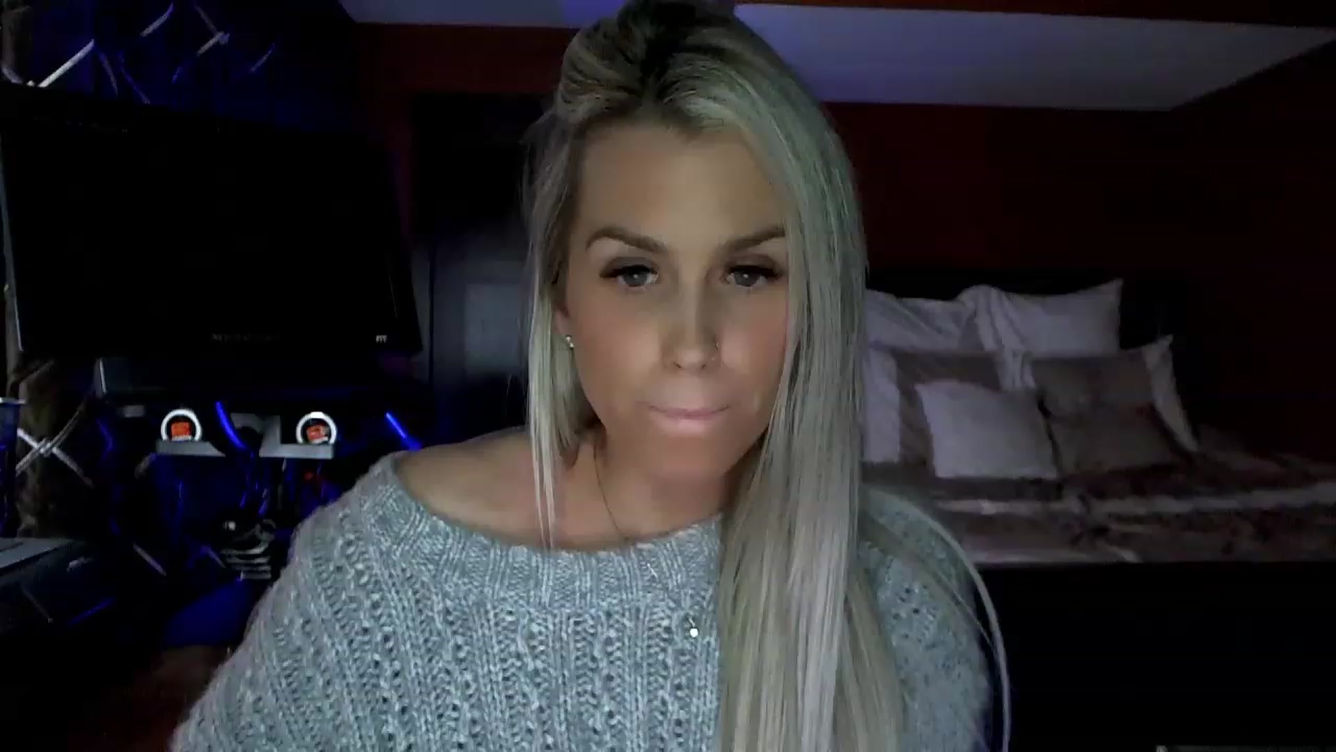 Gallery image thumbnail from Cora9's myfreecams stream on, 03/30/2023, 04:57 image 14 of 20