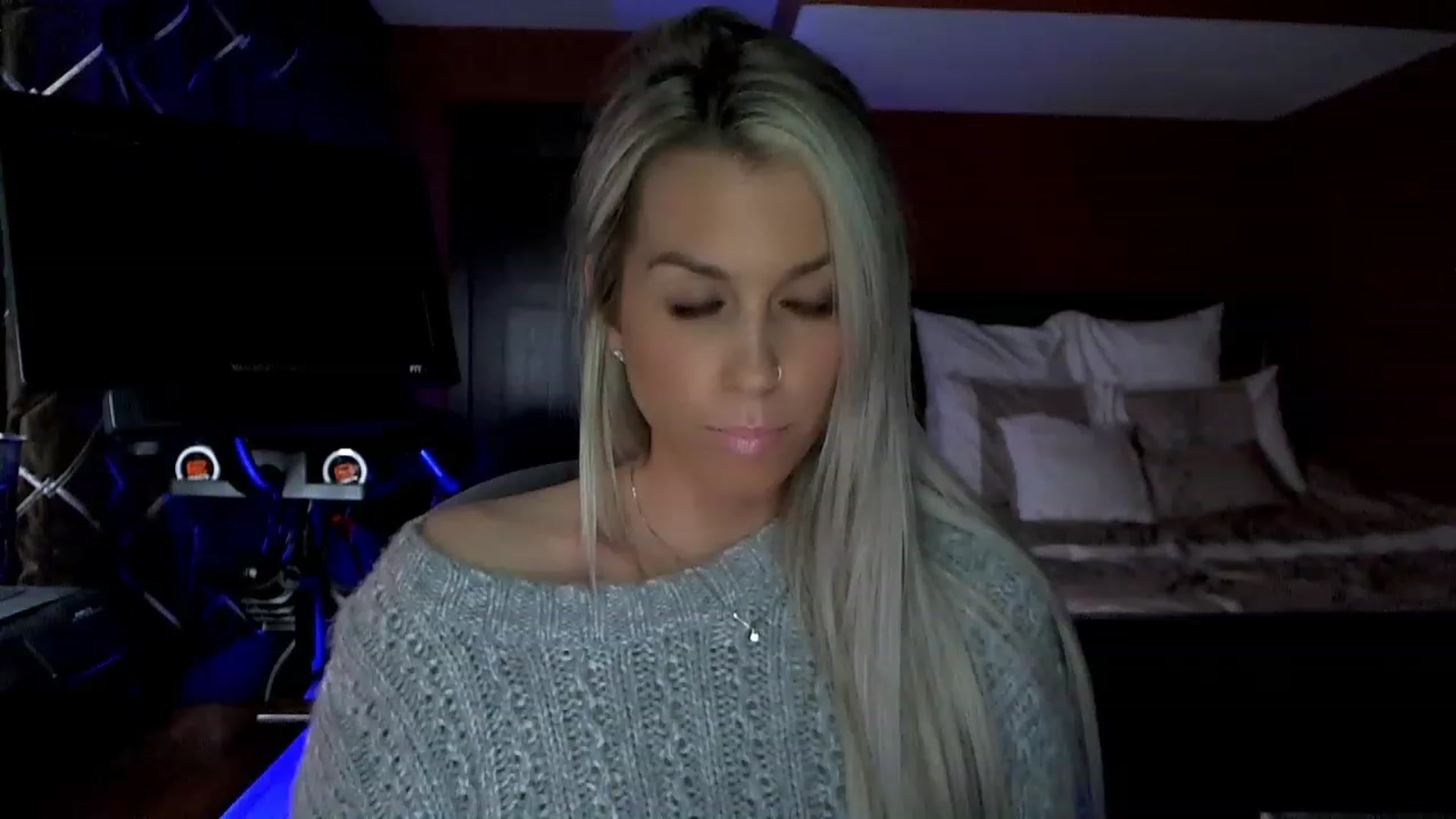 Gallery image thumbnail from Cora9's myfreecams stream on, 03/30/2023, 04:57 image 20 of 20