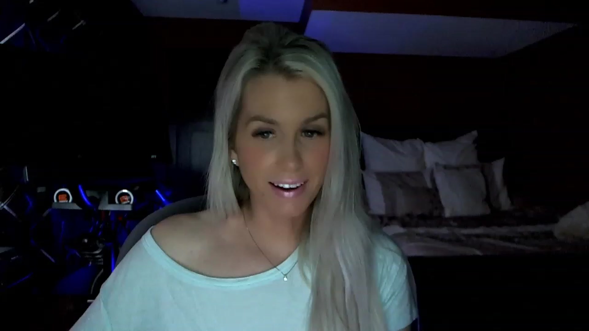Gallery image thumbnail from Cora9's myfreecams stream on, 04/13/2023, 04:55 image 12 of 20